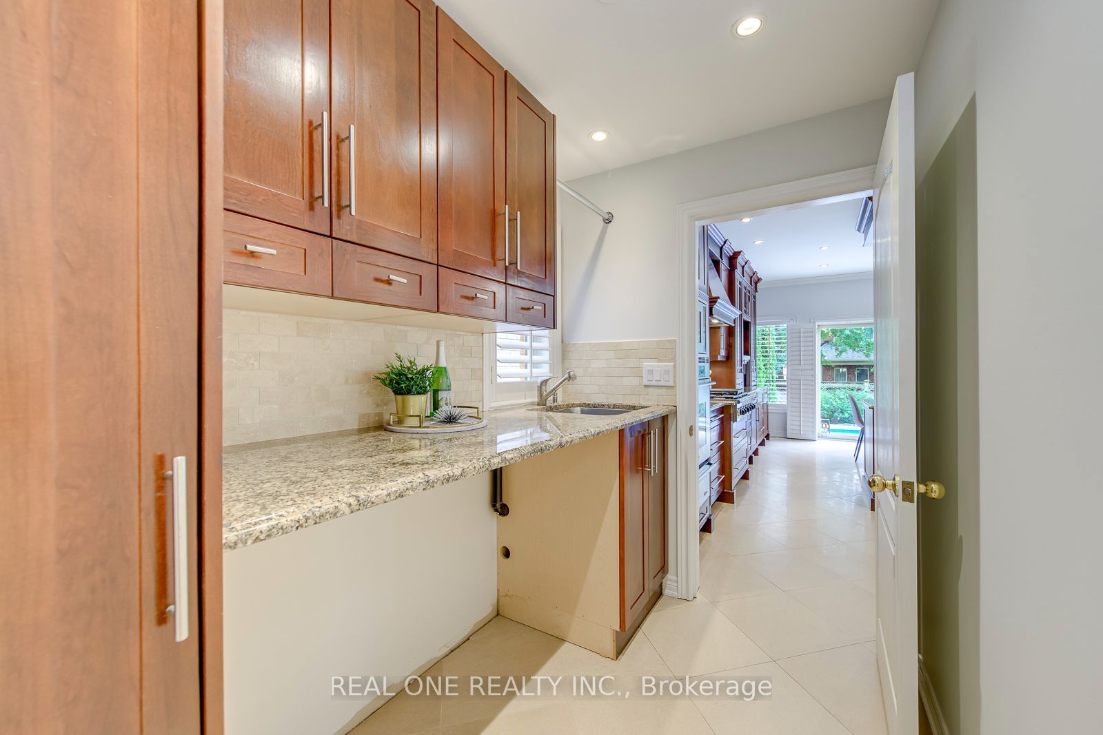 1206 Lindenrock Drive Property Photo 23