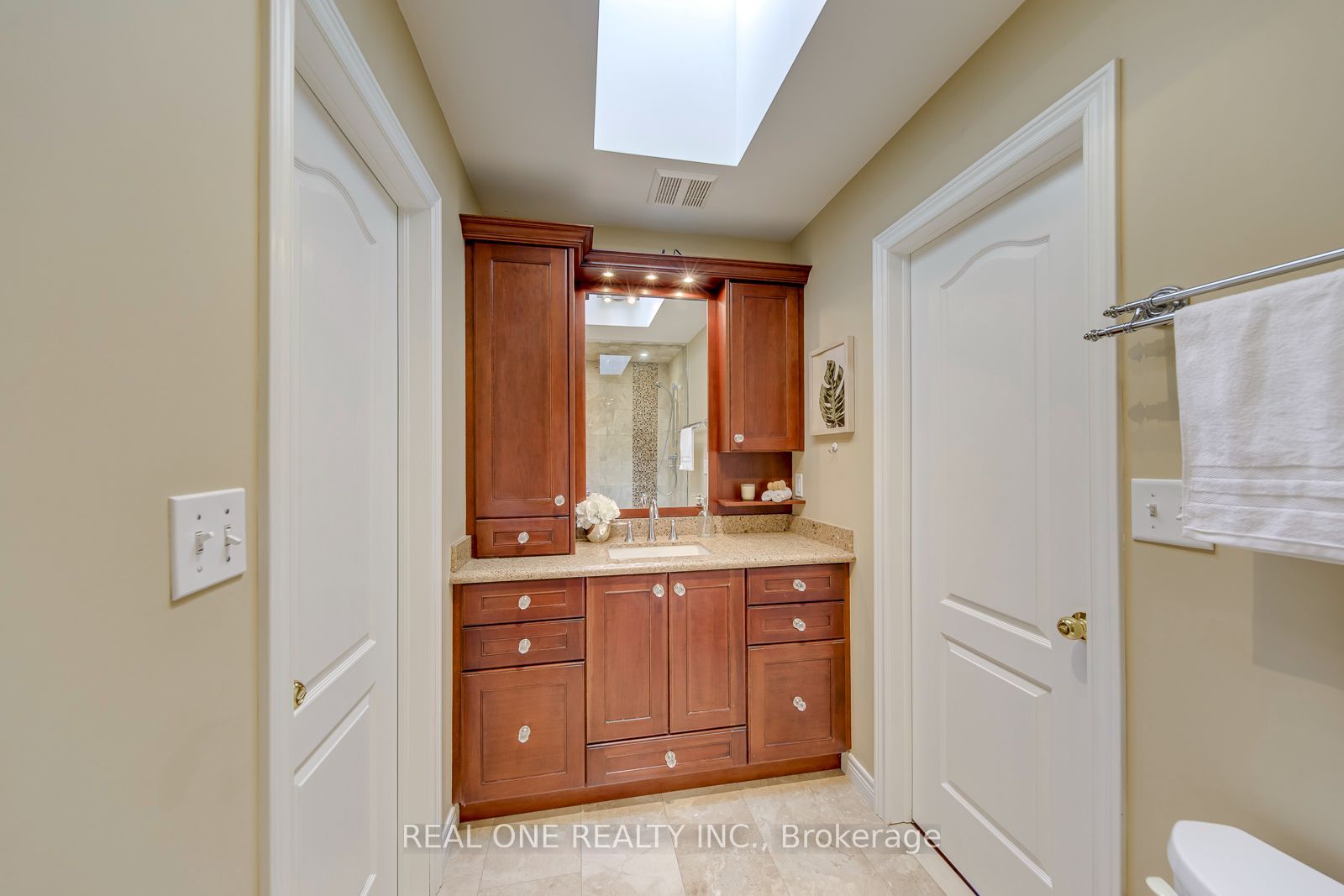 1206 Lindenrock Drive Property Photo 33