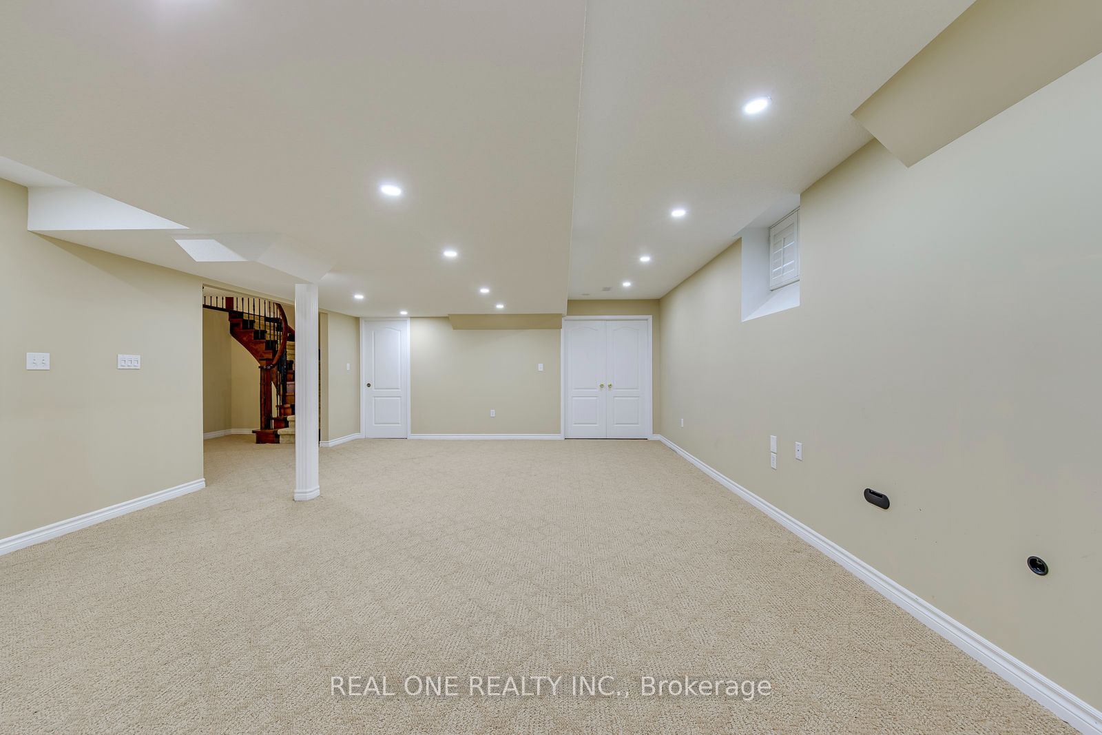 1206 Lindenrock Drive Property Photo 42