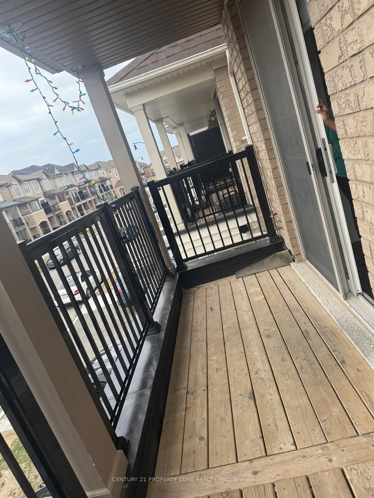 31 Hashmi Place Main/upper Property Photo 2