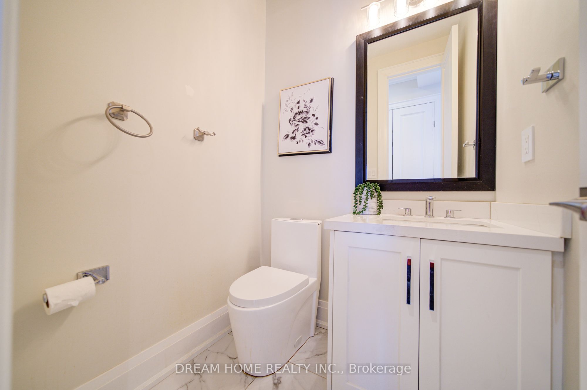 476 Tennyson Drive Property Photo 25