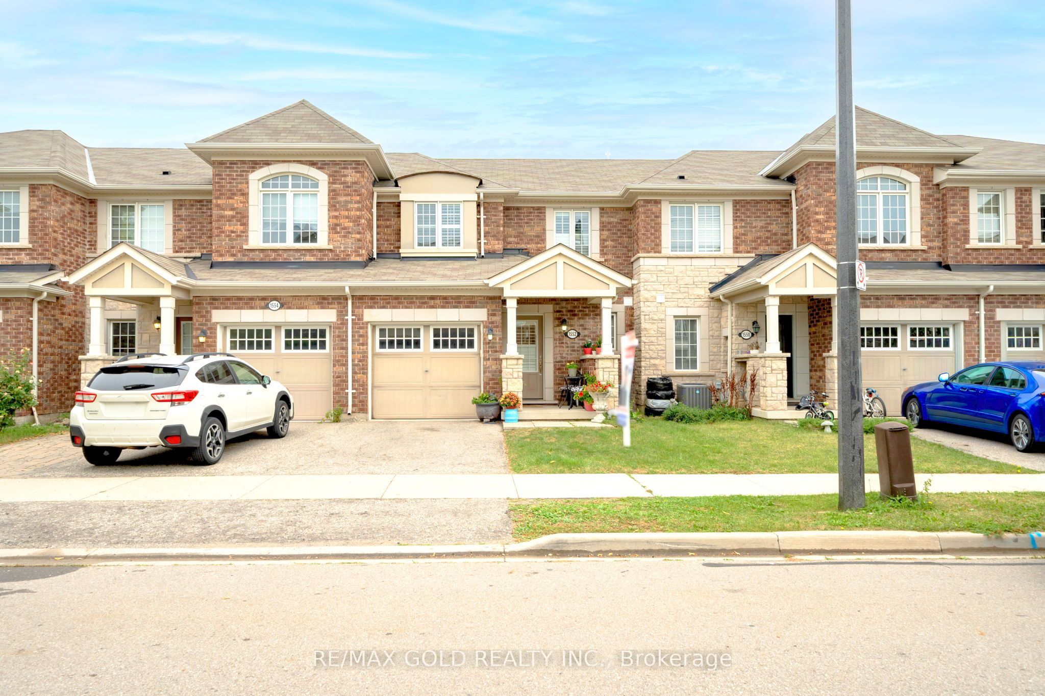 1552 Gainer Crescent Property Photo 3