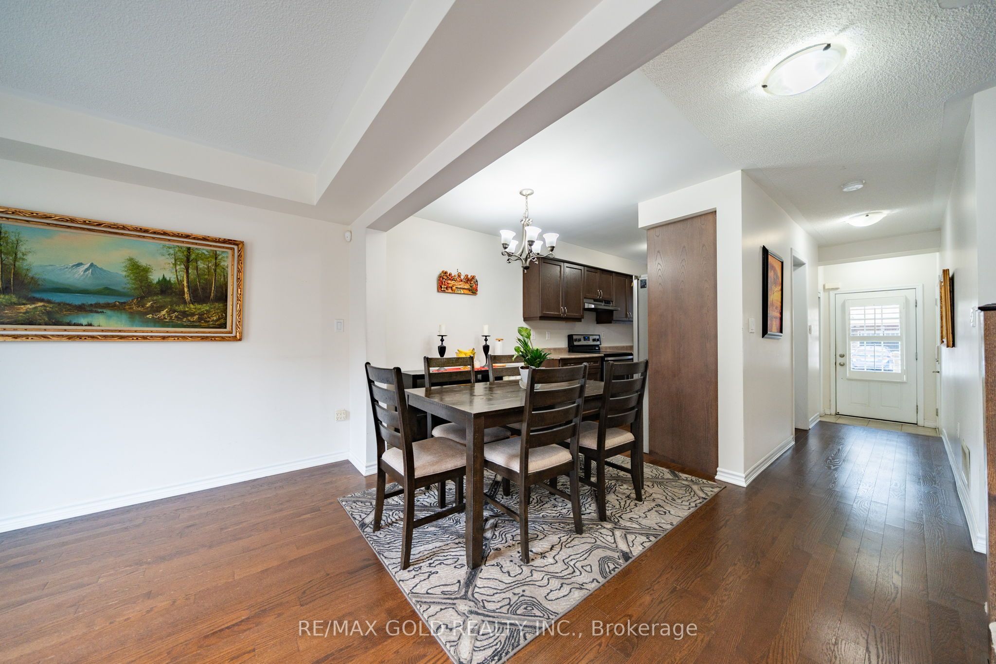 1552 Gainer Crescent Property Photo 10
