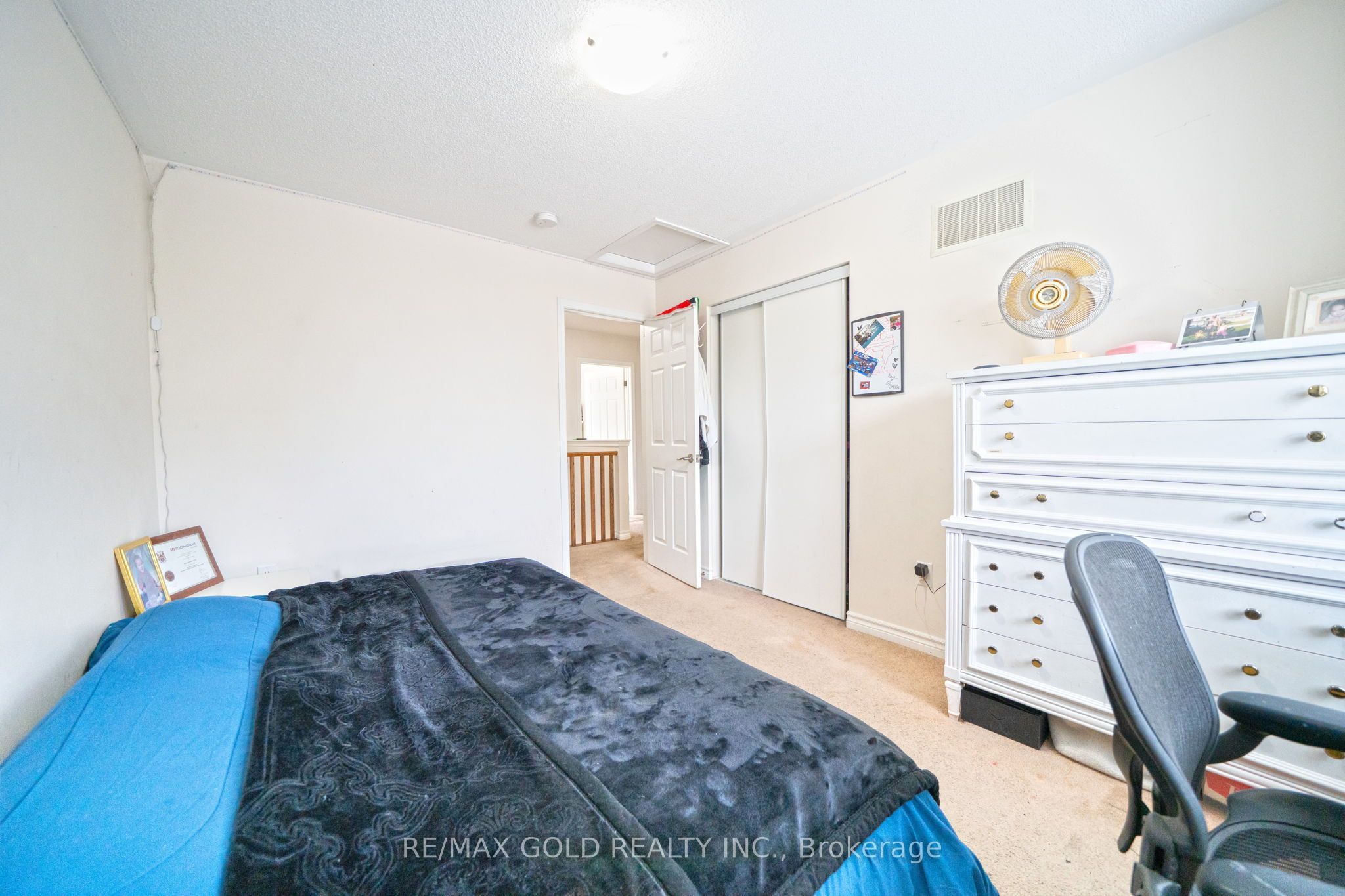 1552 Gainer Crescent Property Photo 24