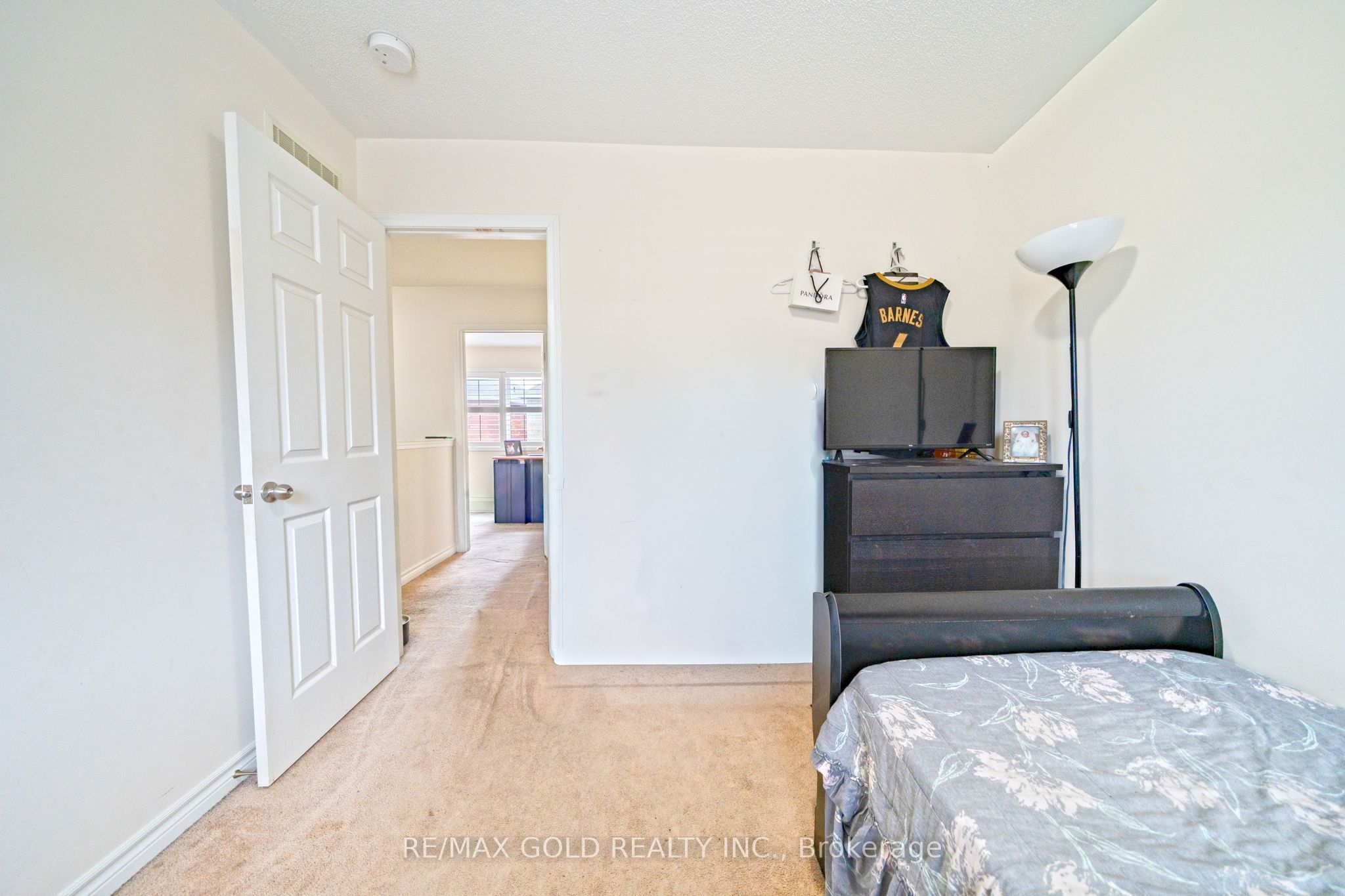 1552 Gainer Crescent Property Photo 26
