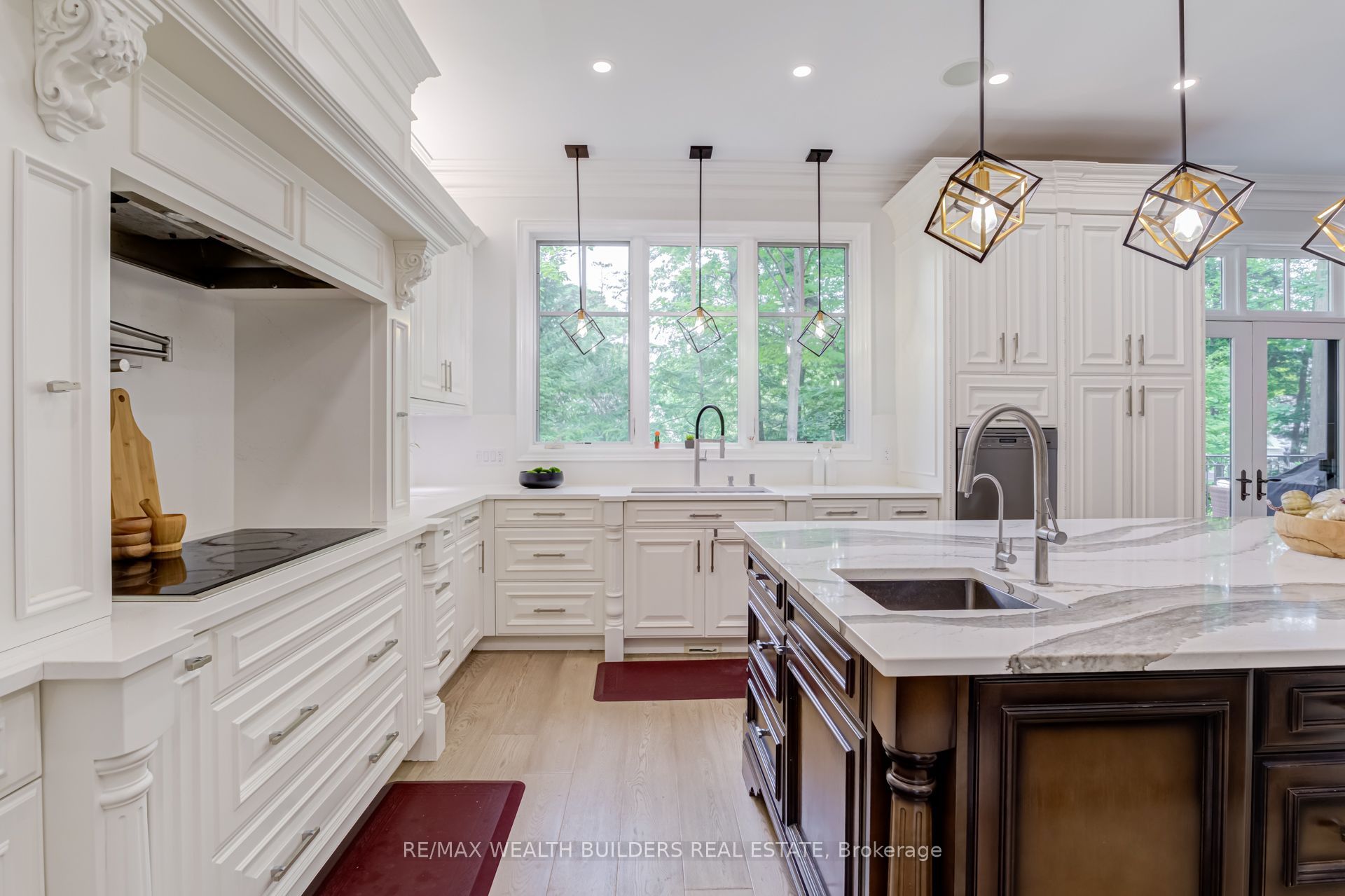 45 Shorewood Place Property Photo 16