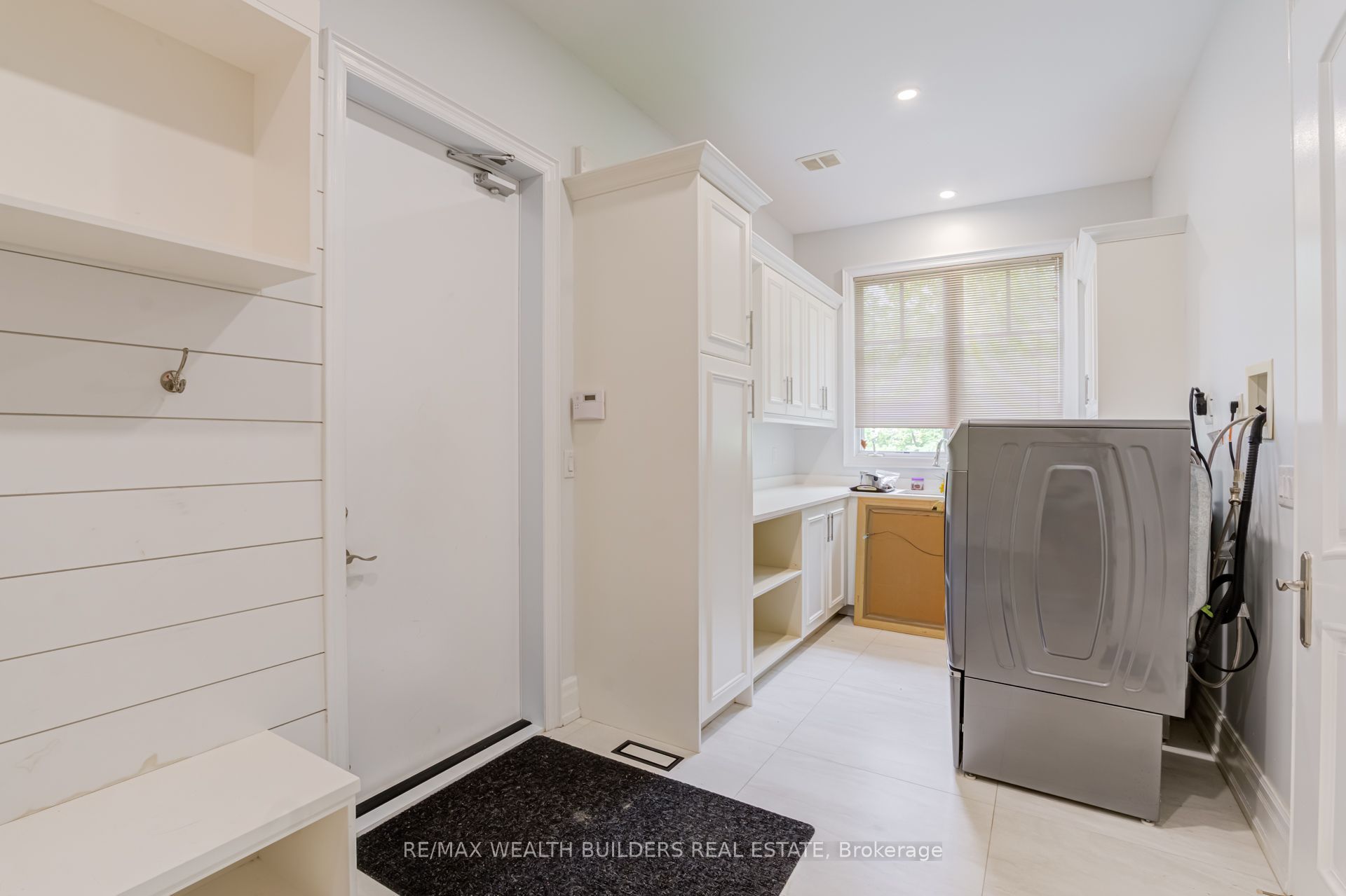 45 Shorewood Place Property Photo 18