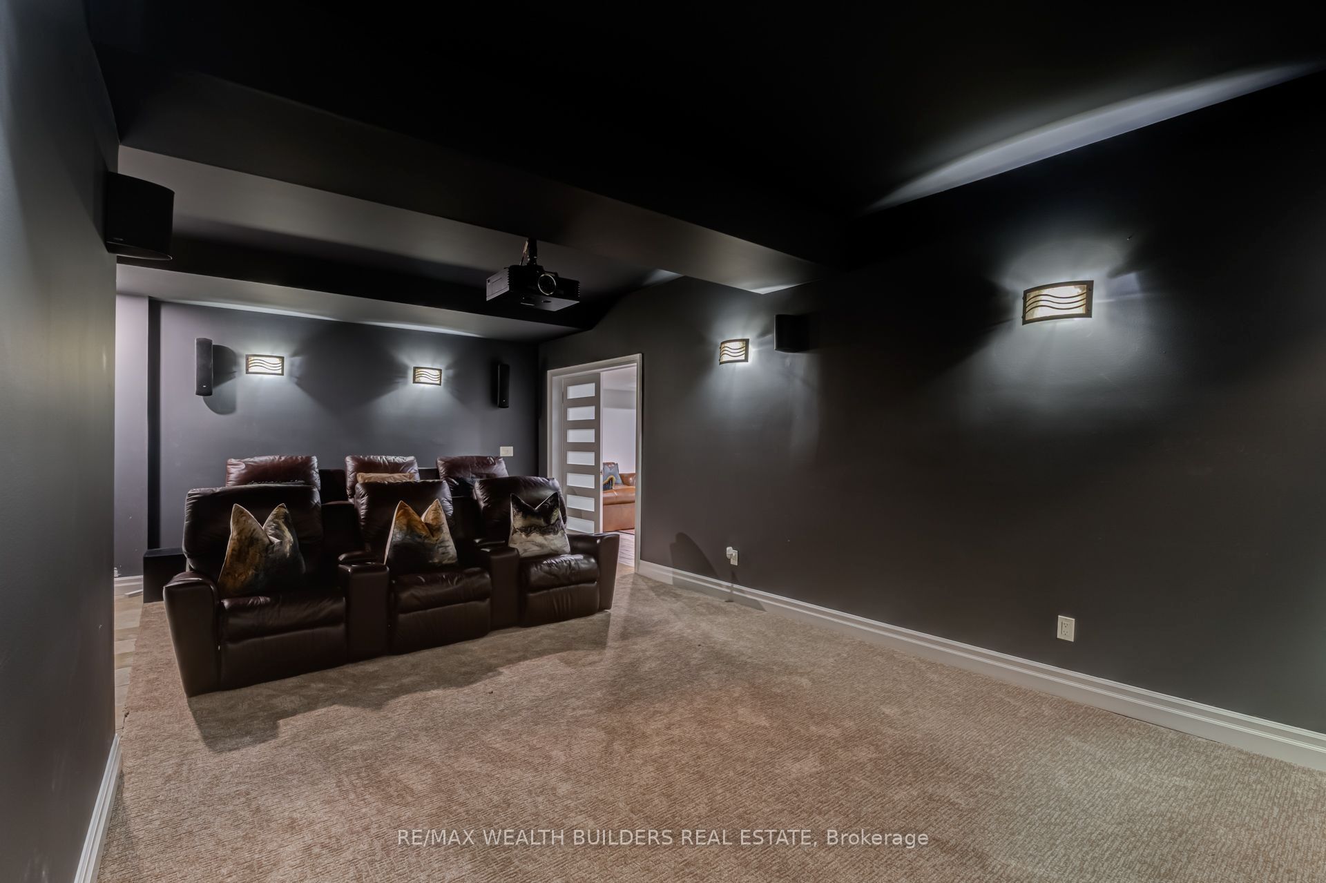 45 Shorewood Place Property Photo 38