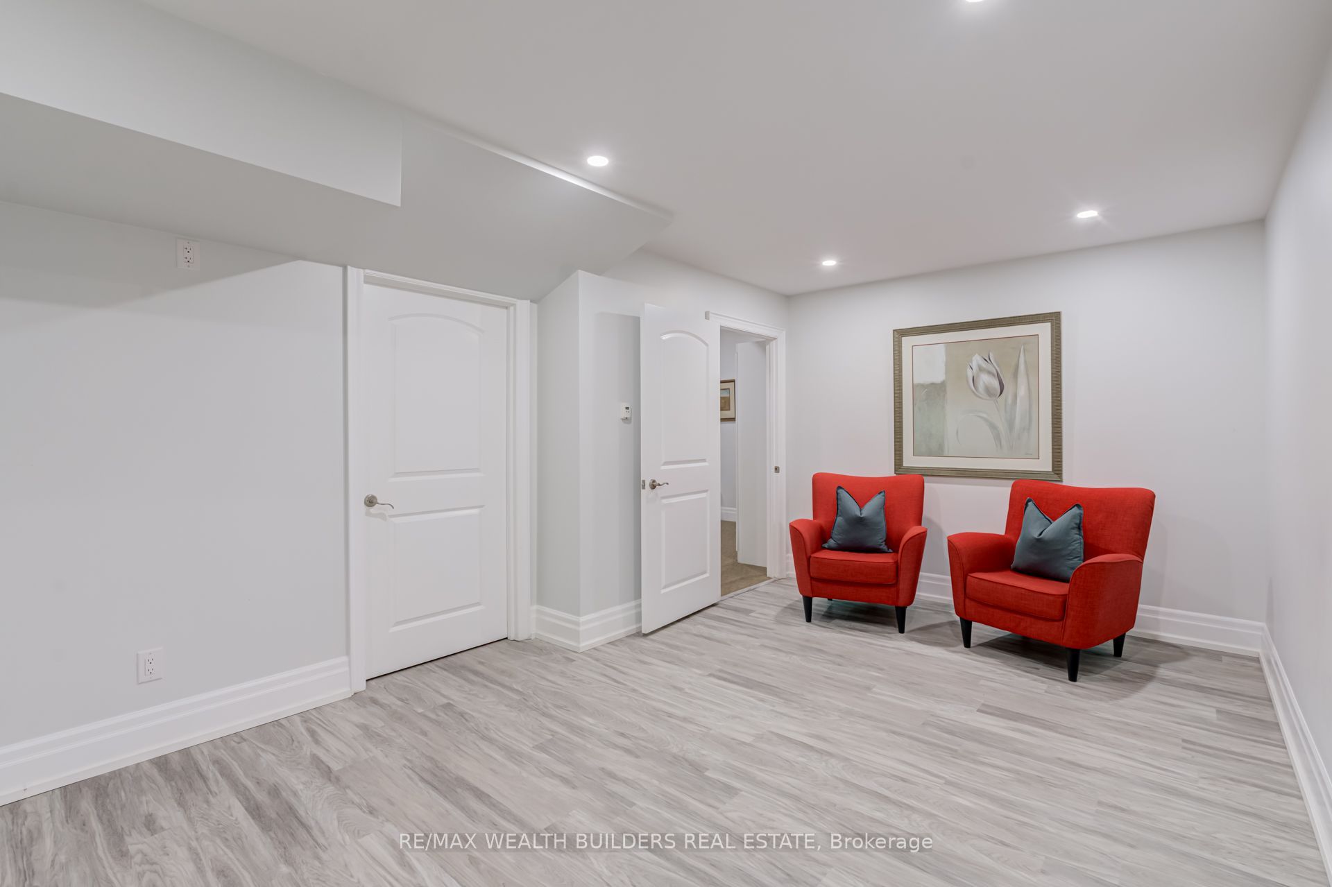 45 Shorewood Place Property Photo 43