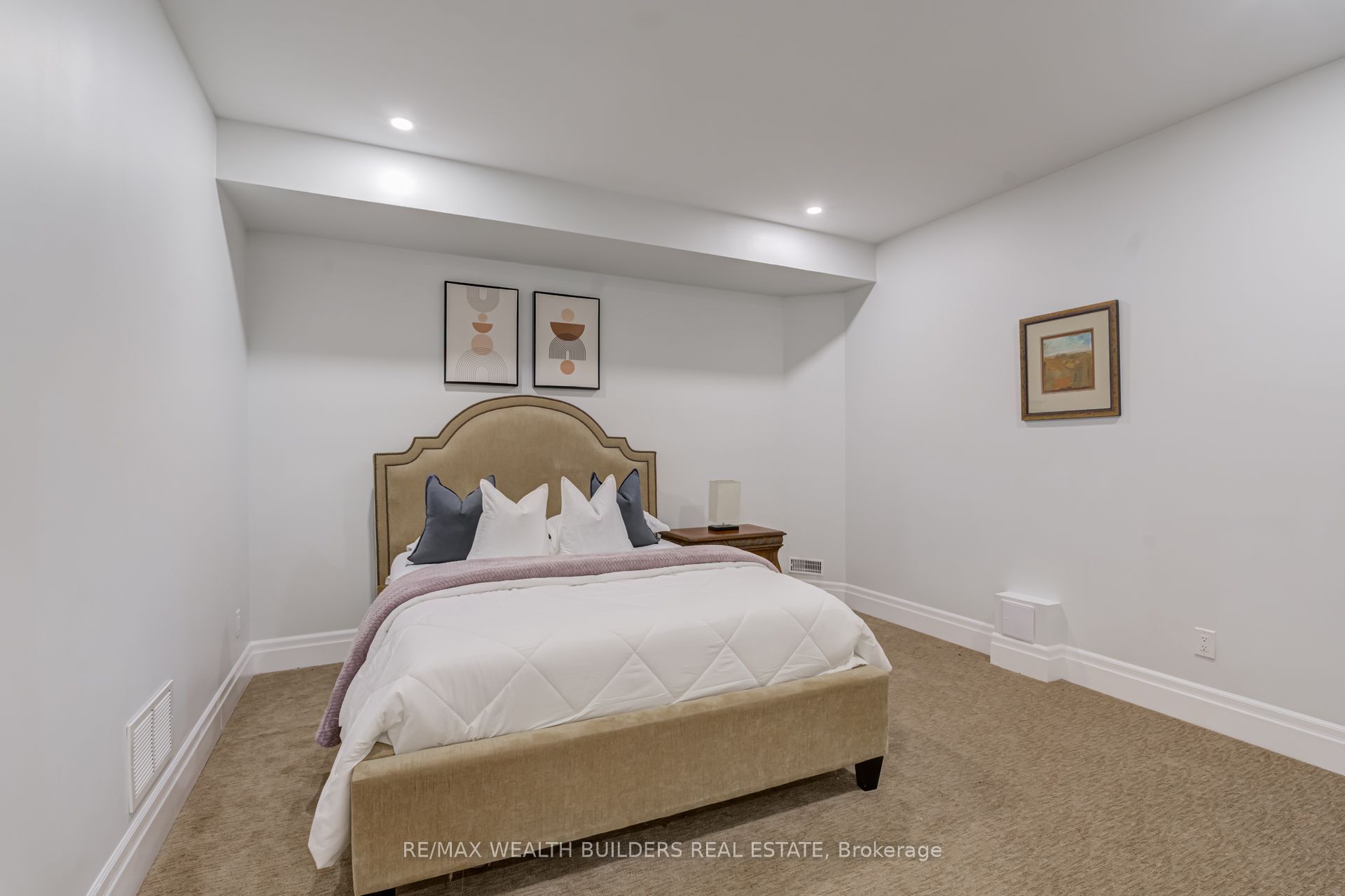45 Shorewood Place Property Photo 44