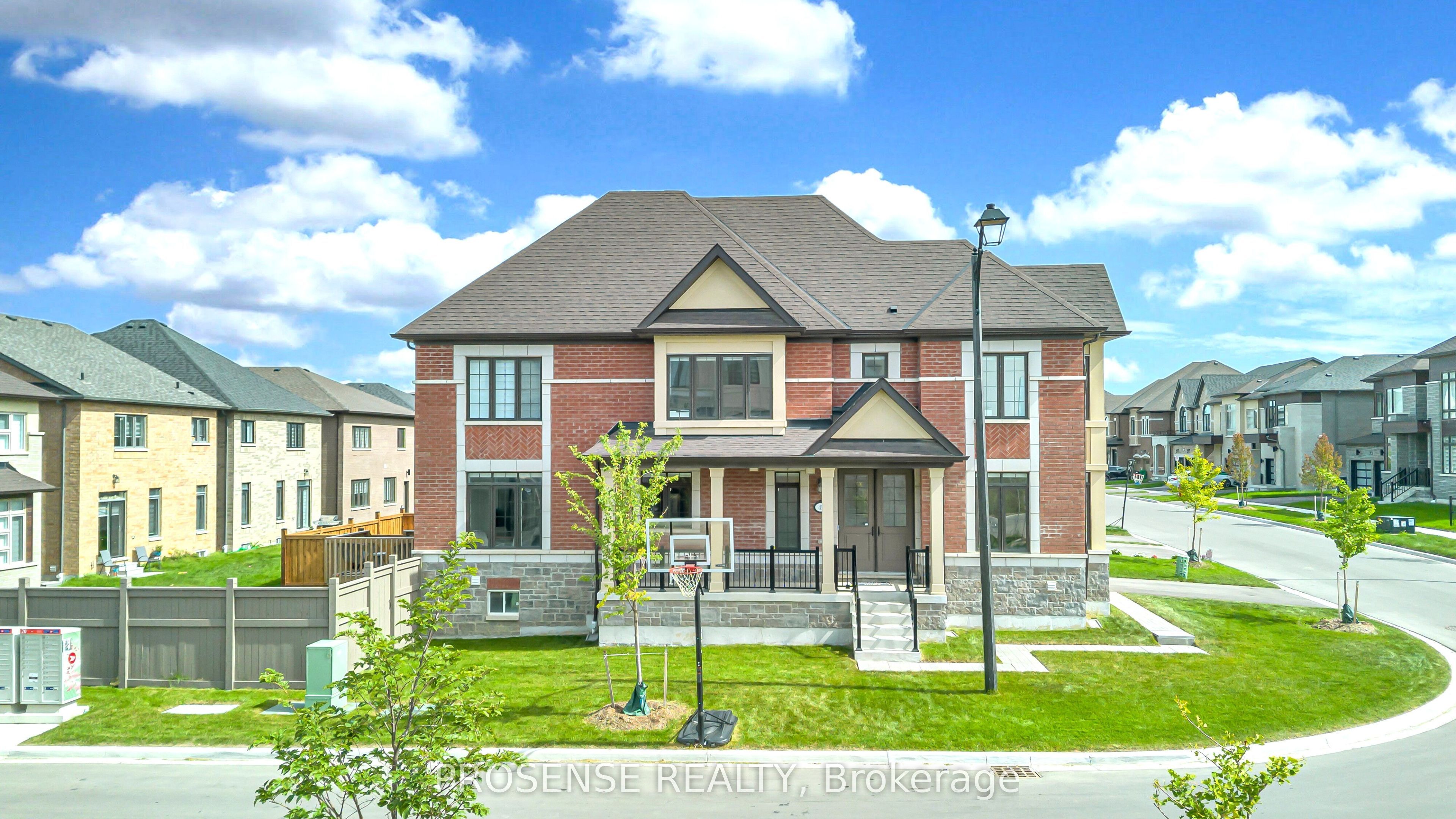 45 Keyworth Crescent Property Photo 2
