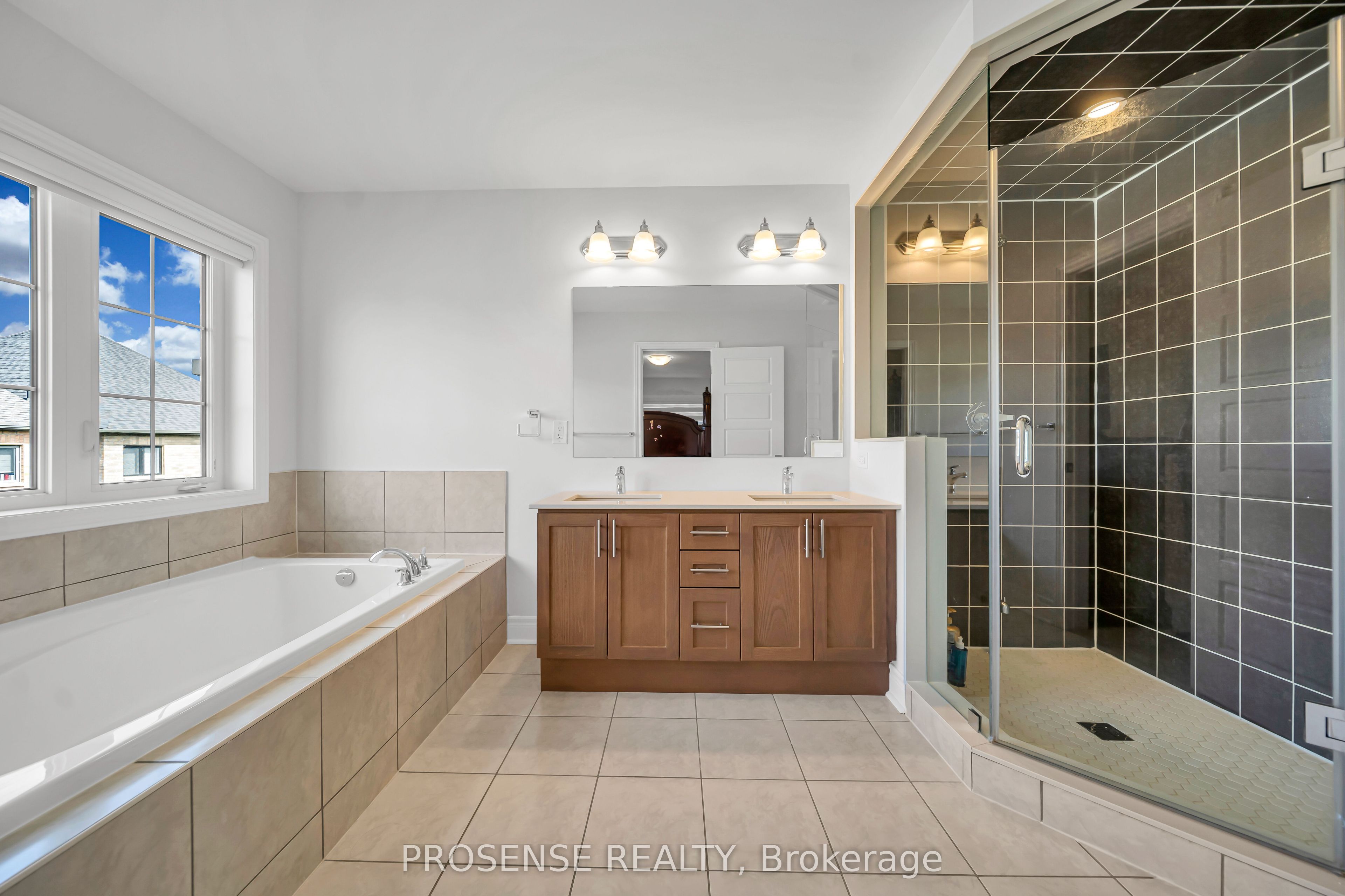45 Keyworth Crescent Property Photo 30