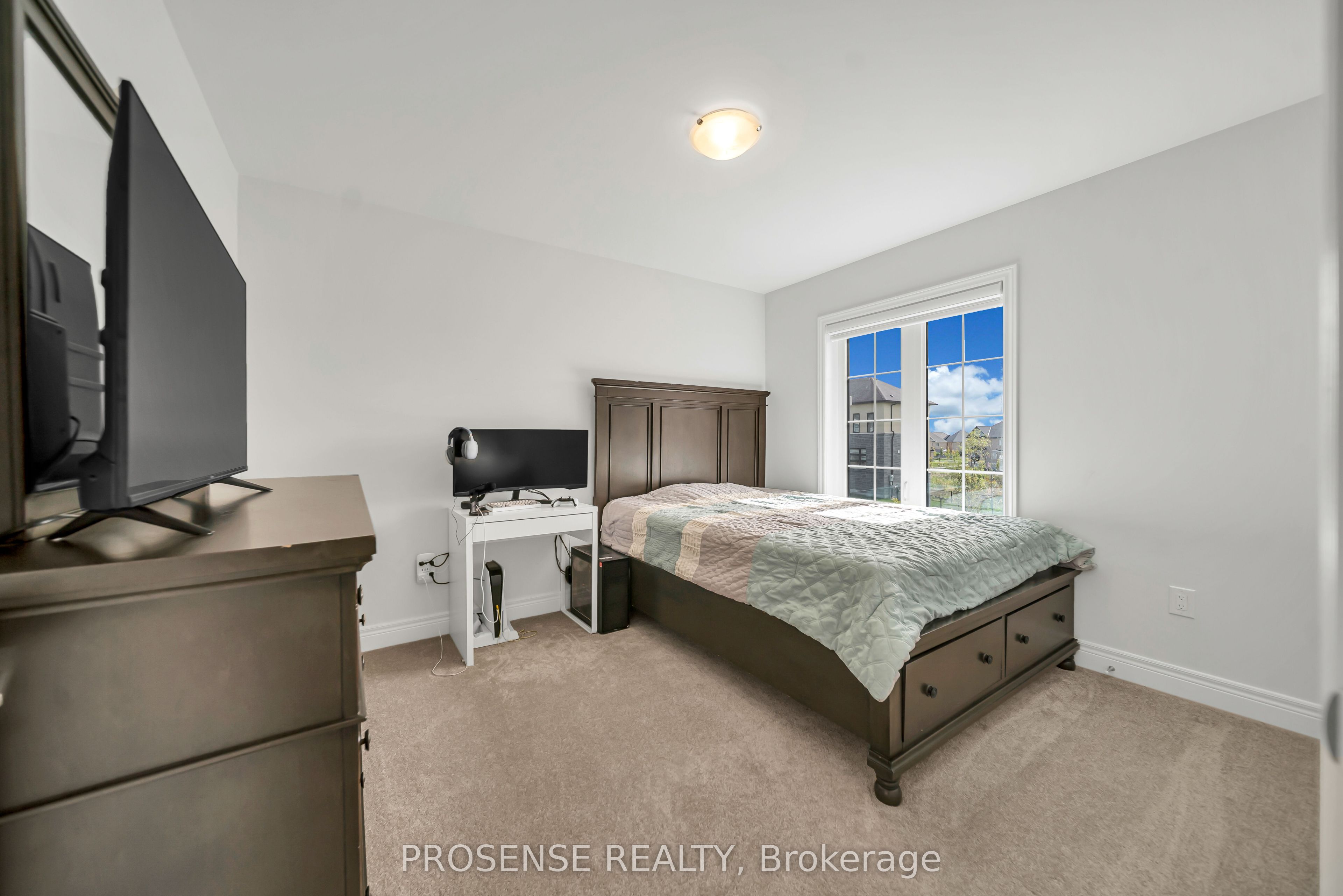 45 Keyworth Crescent Property Photo 36