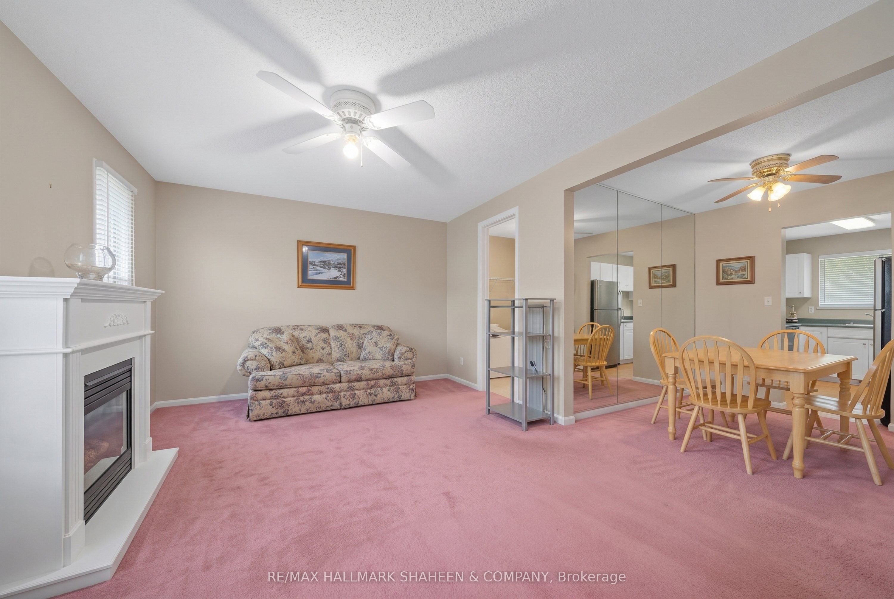 2238 Upper Middle Road 4 Property Photo 12