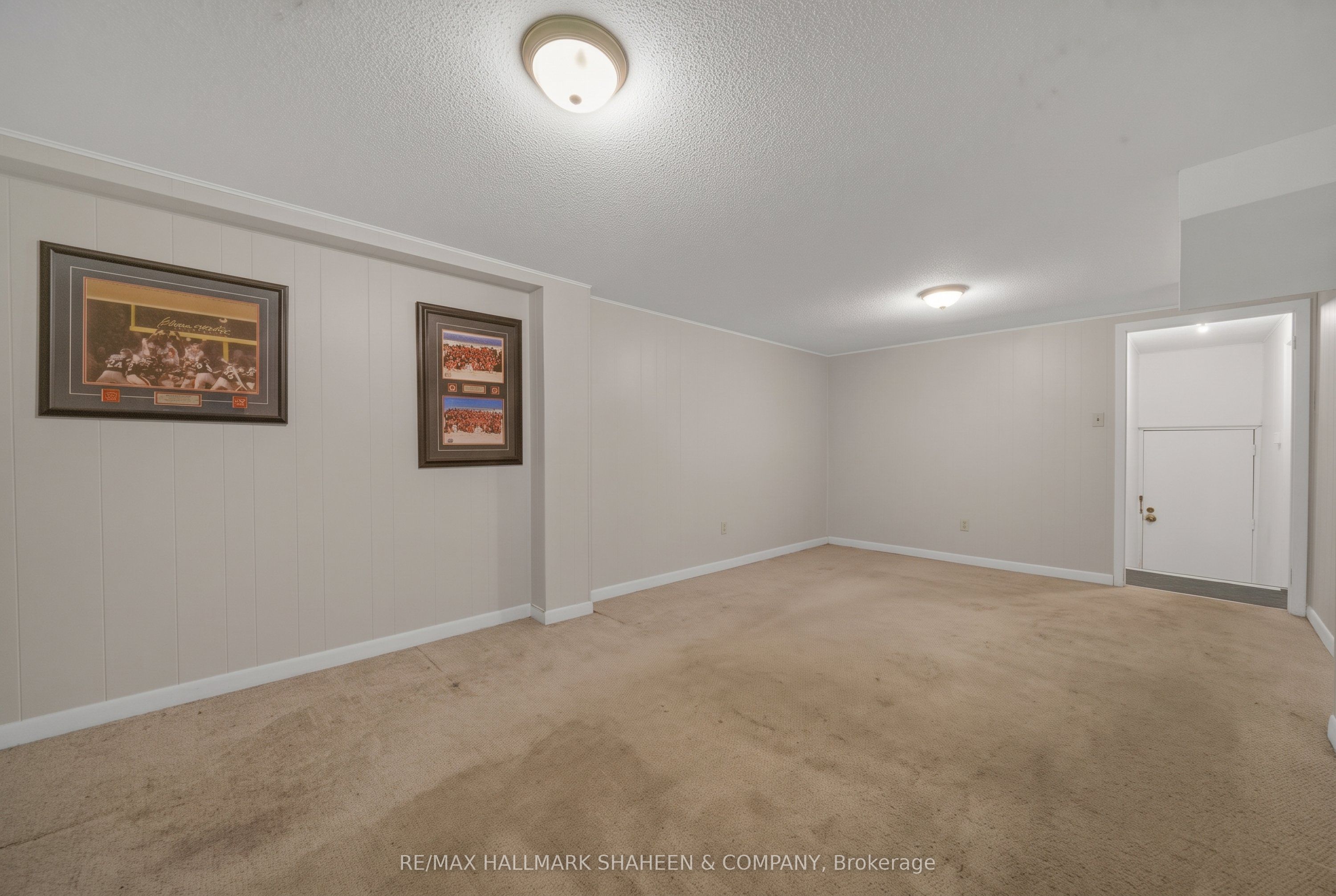 2238 Upper Middle Road 4 Property Photo 32