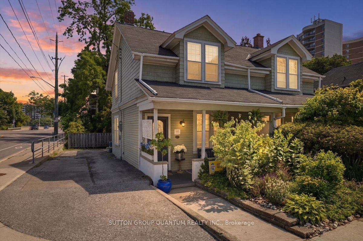 137 Chisholm Street Property Photo 1