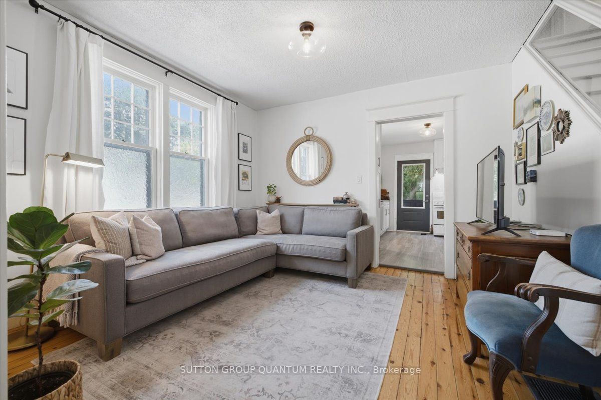 137 Chisholm Street Property Photo 12