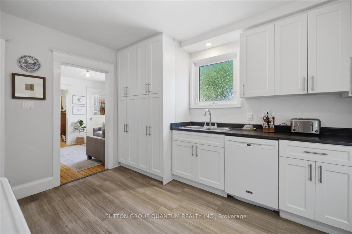 137 Chisholm Street Property Photo 21