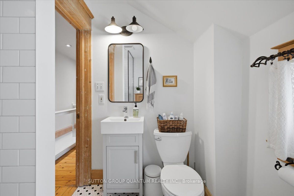137 Chisholm Street Property Photo 32