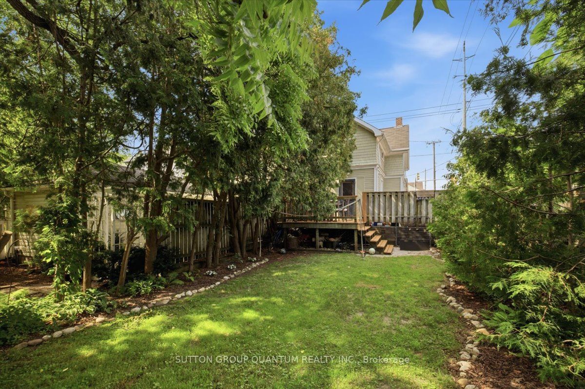 137 Chisholm Street Property Photo 44
