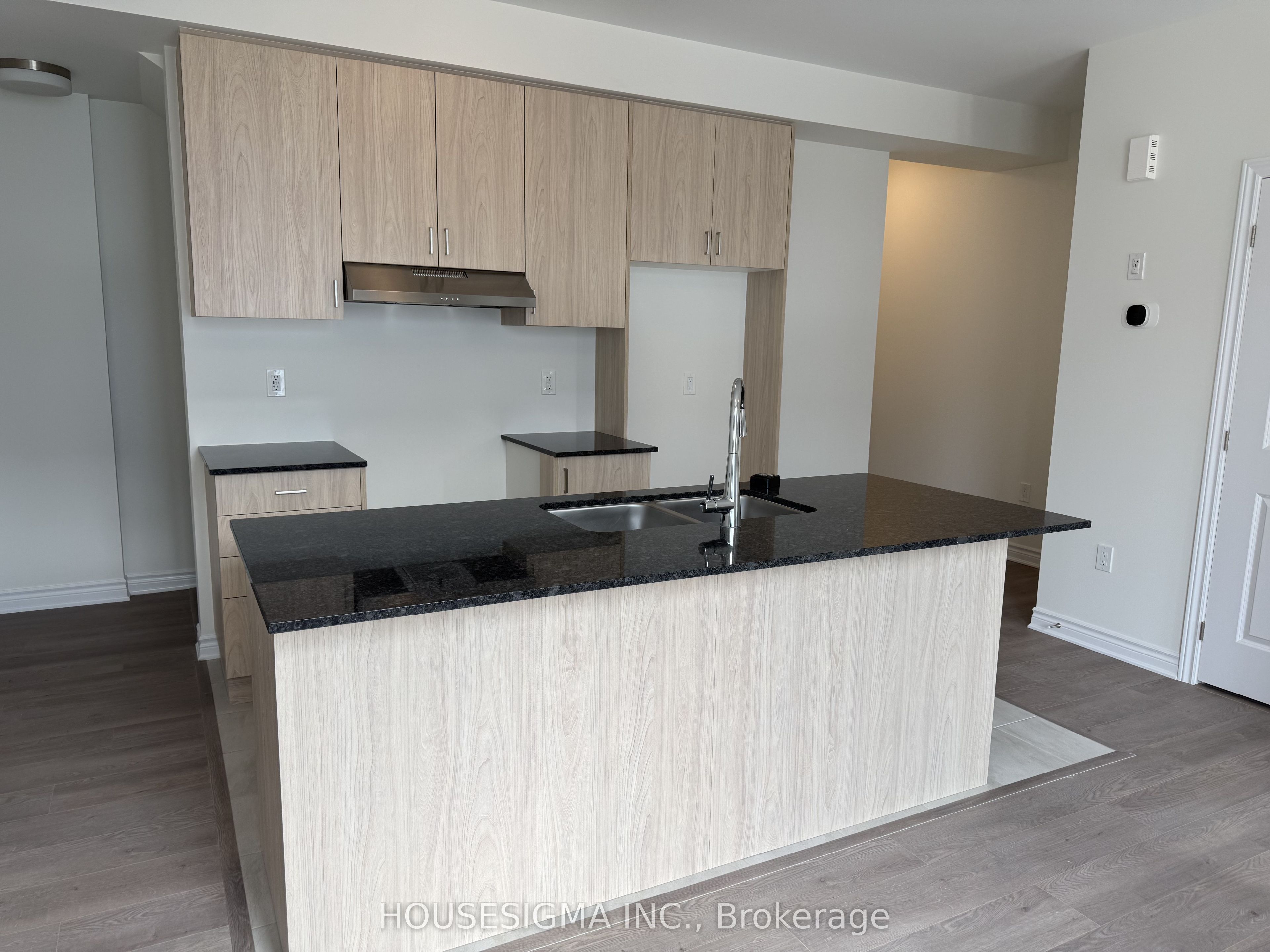 94 Fieldfare Road Property Photo 4