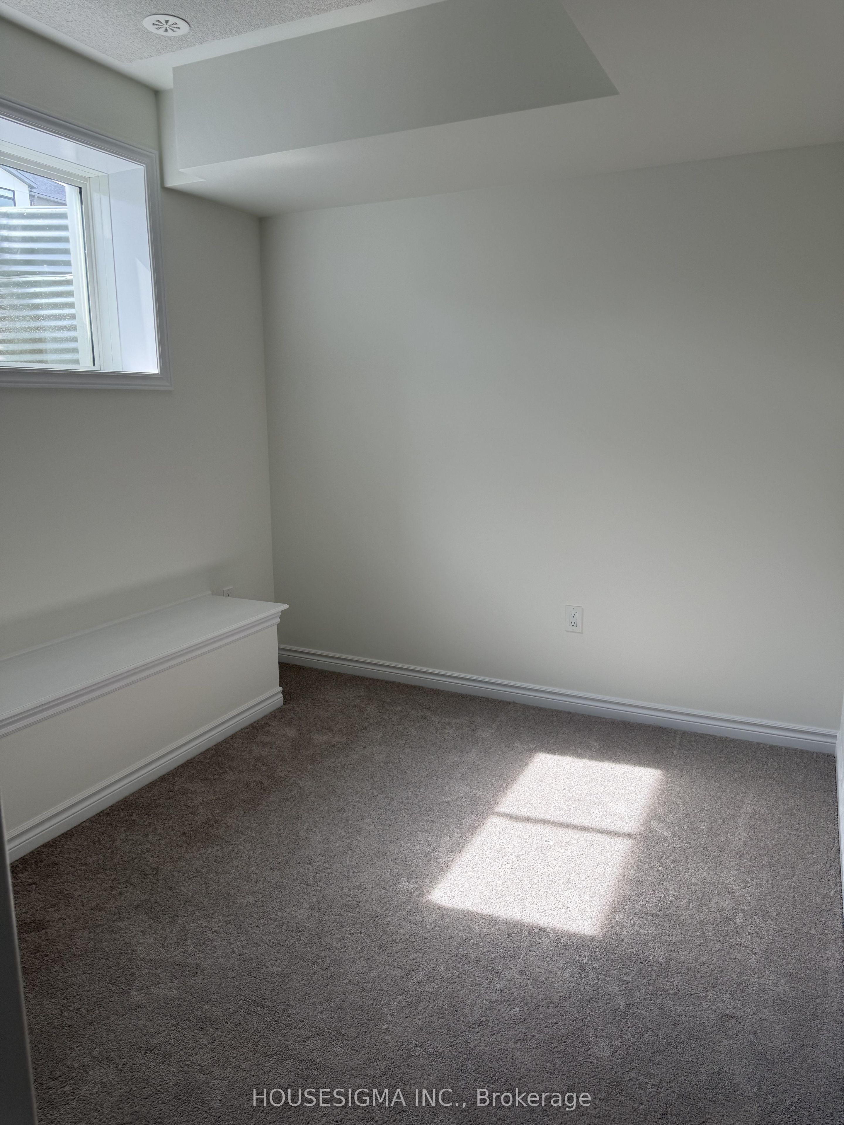 94 Fieldfare Road Property Photo 8