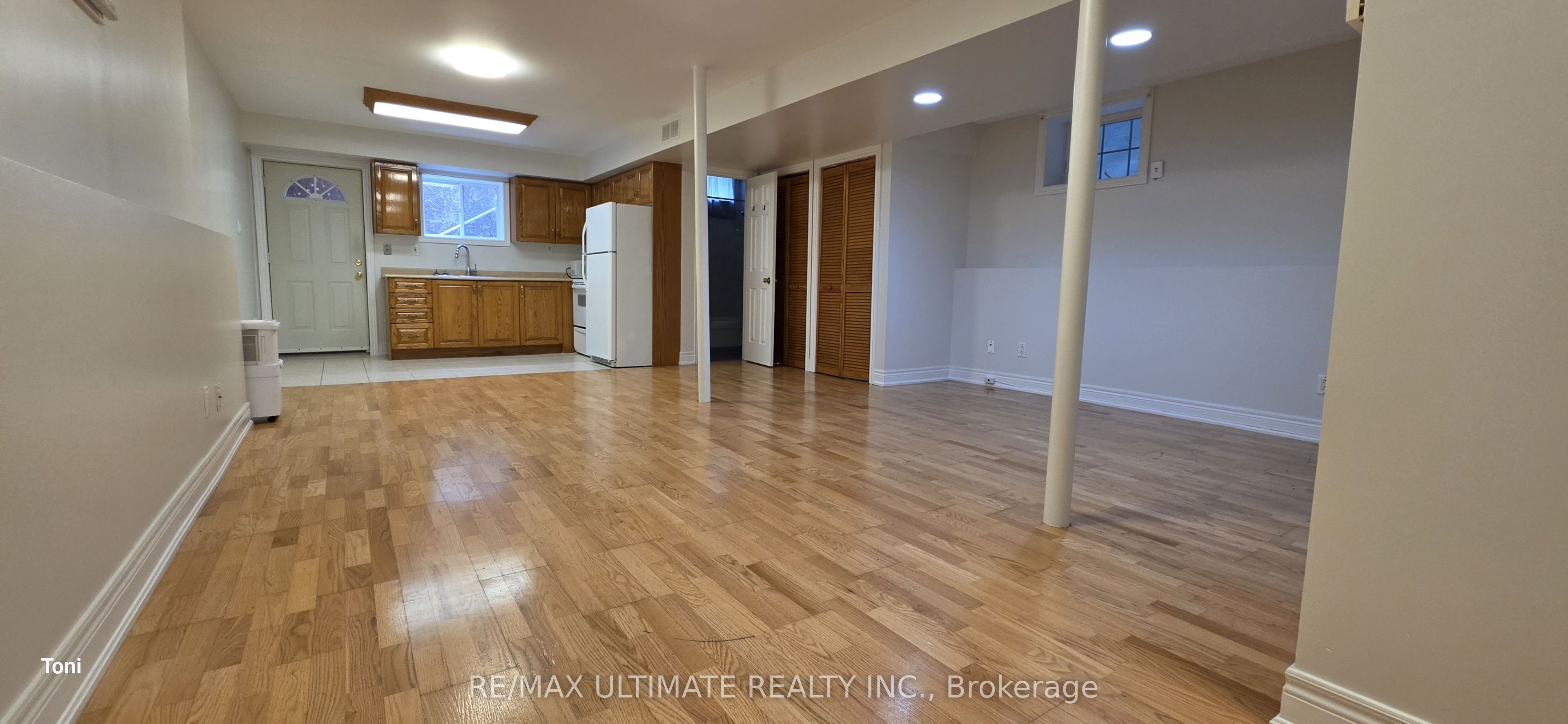 34 Peterborough Avenue Bsmt Property Photo 5