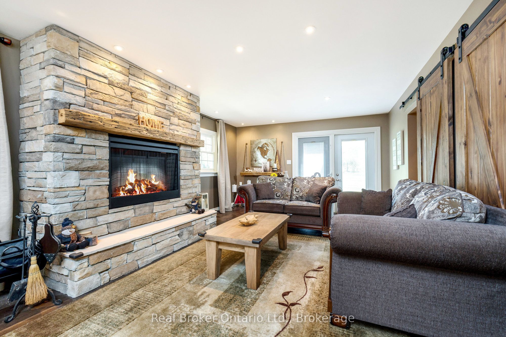 11170 Fifth Line Property Photo 17