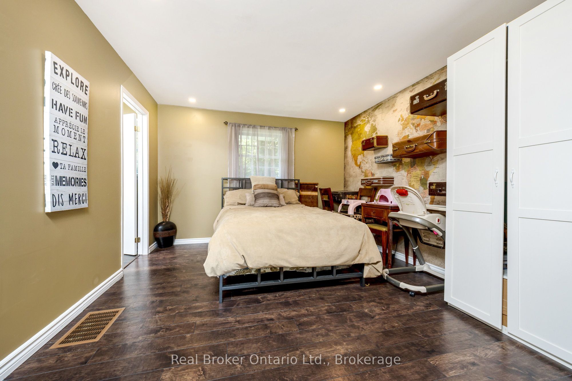 11170 Fifth Line Property Photo 25