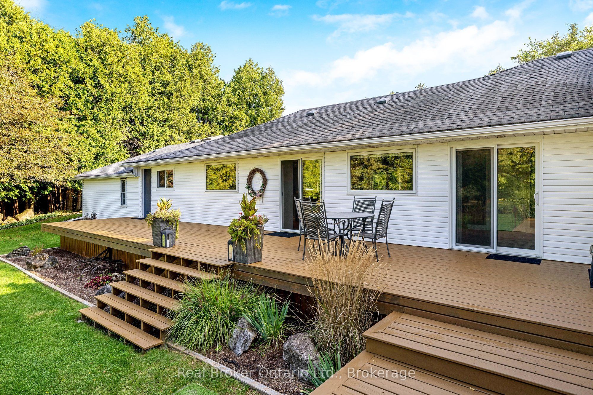 11170 Fifth Line Property Photo 33