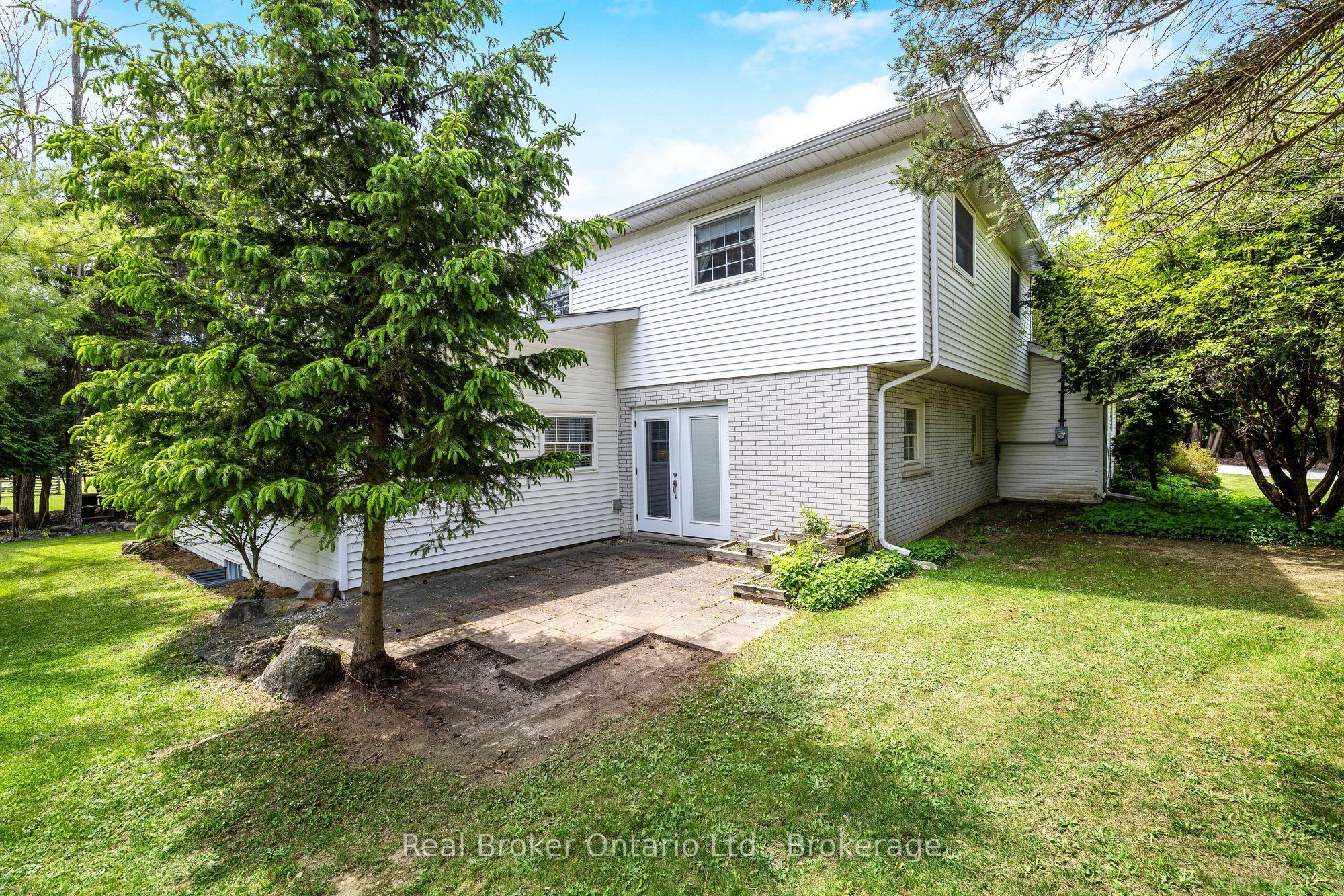 11170 Fifth Line Property Photo 35