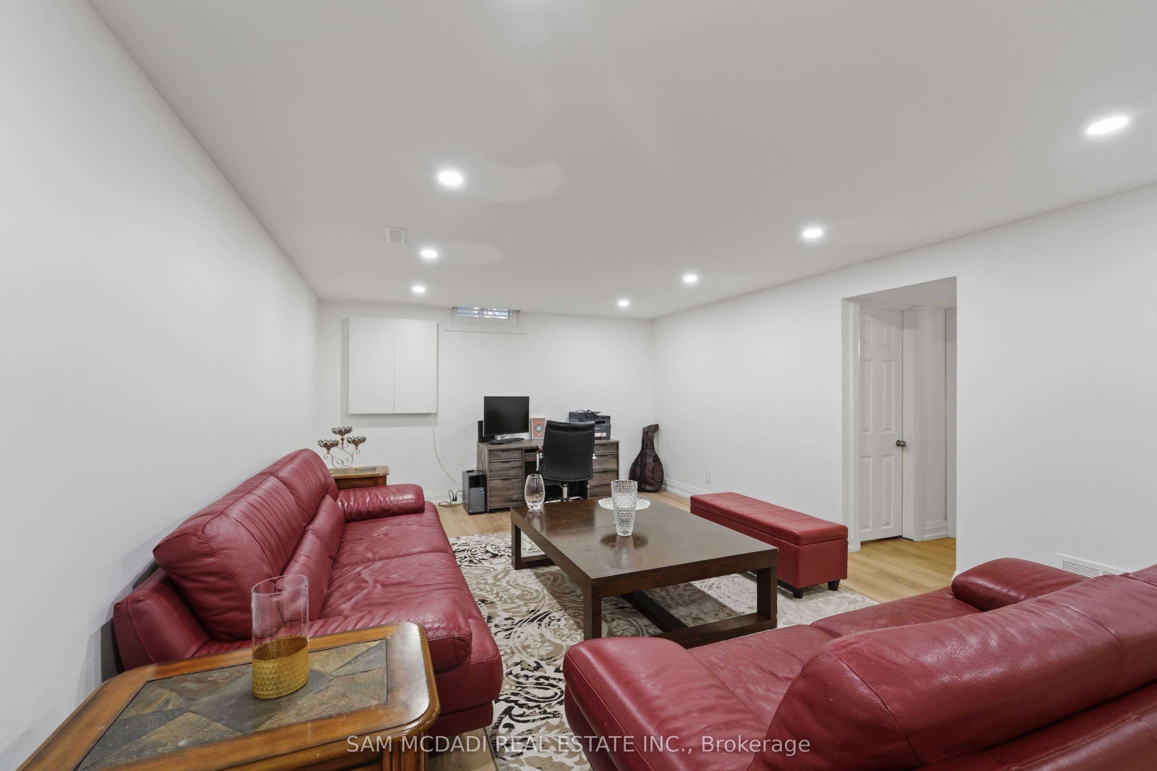 2290 Devon Road Property Photo 24