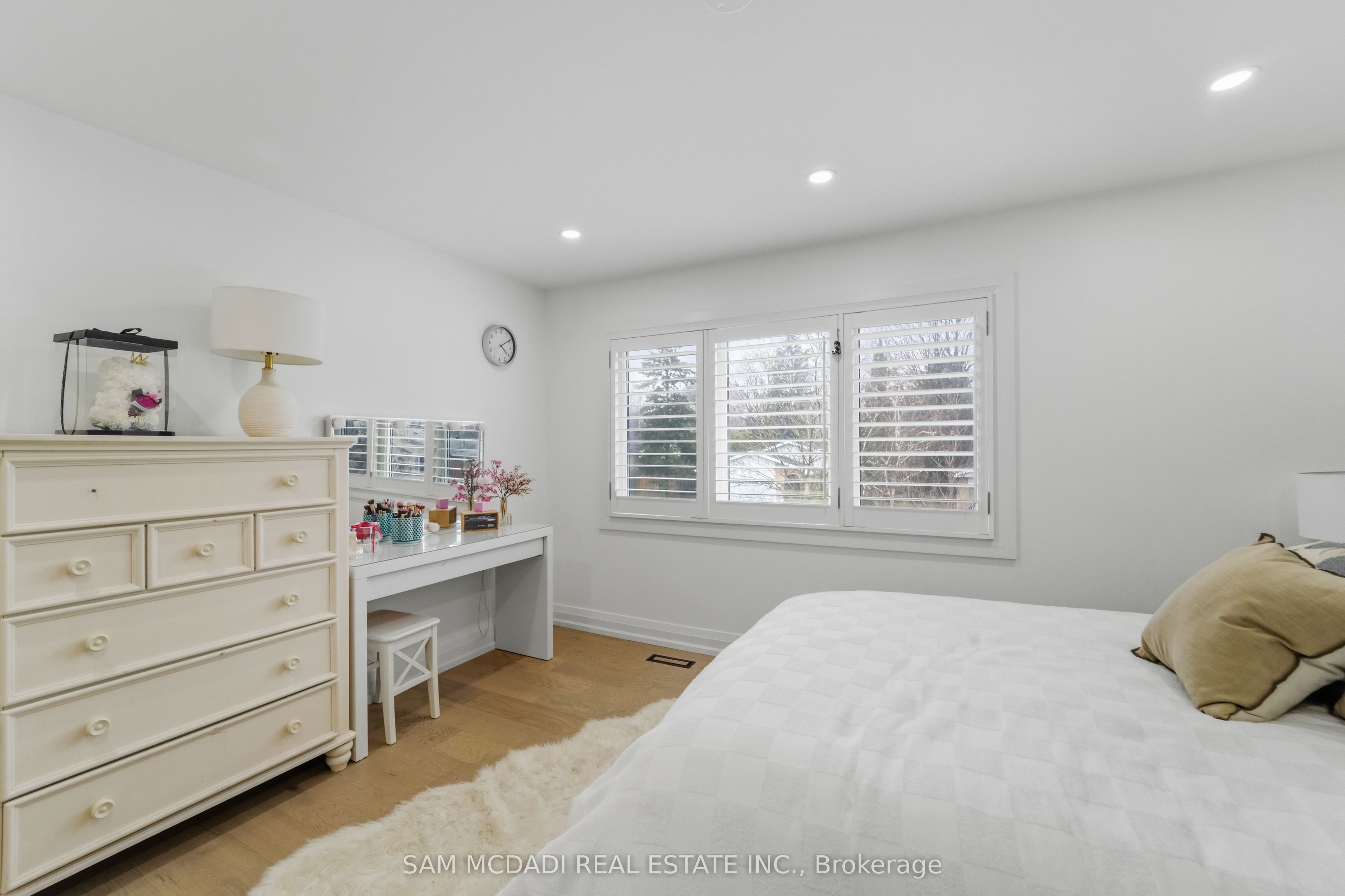 2290 Devon Road Property Photo 34