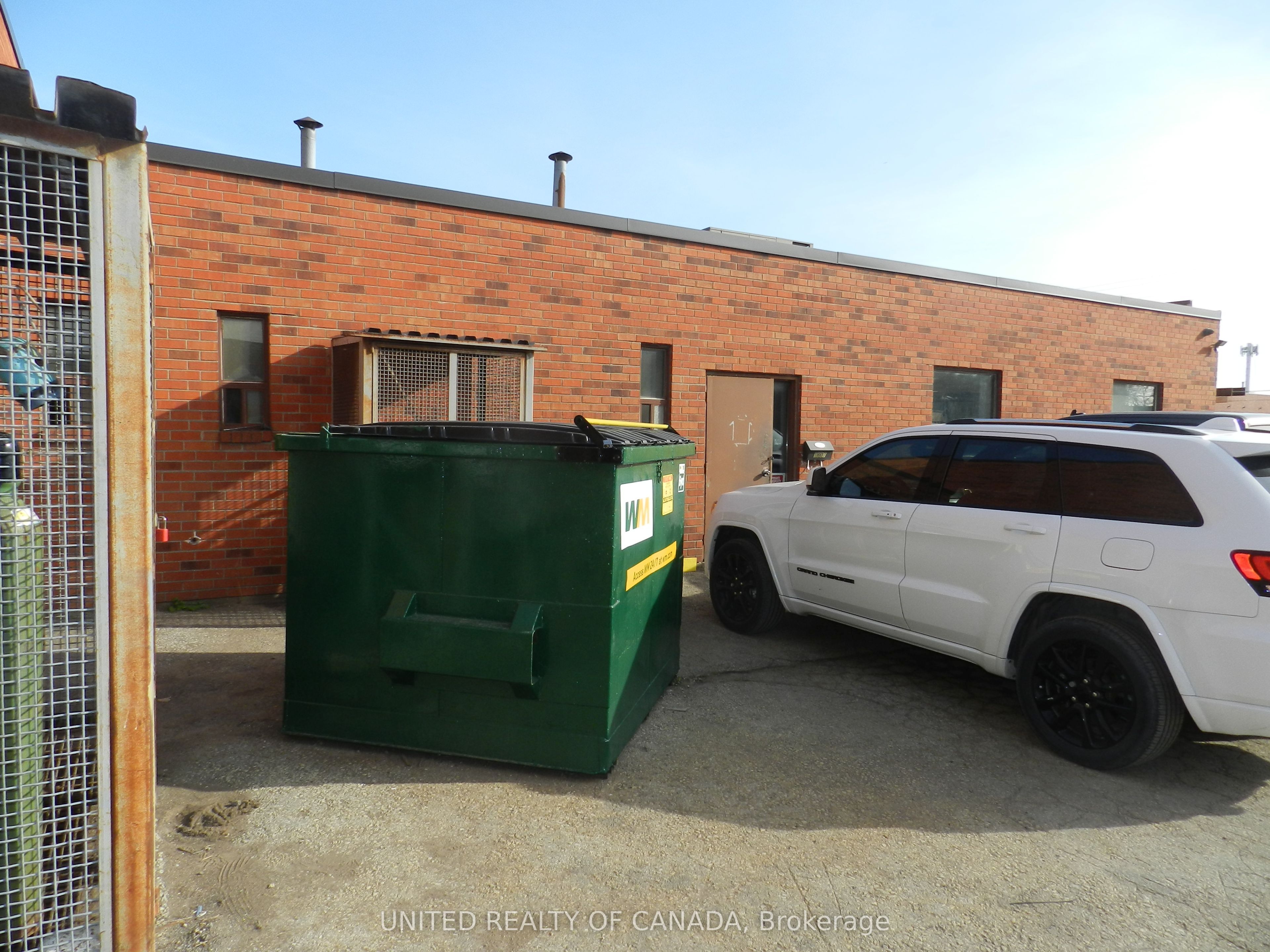 1807 Drew Road Property Photo 4