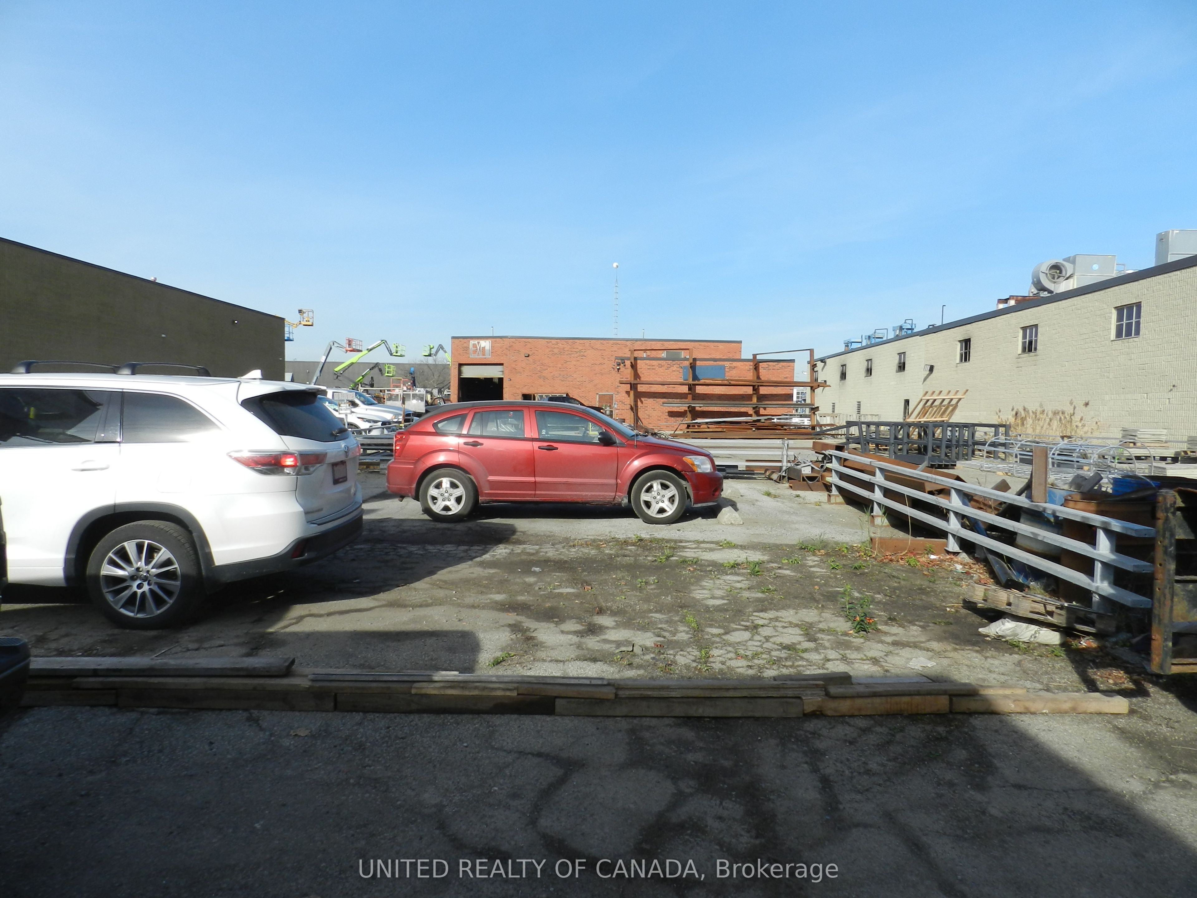 1807 Drew Road Property Photo 6