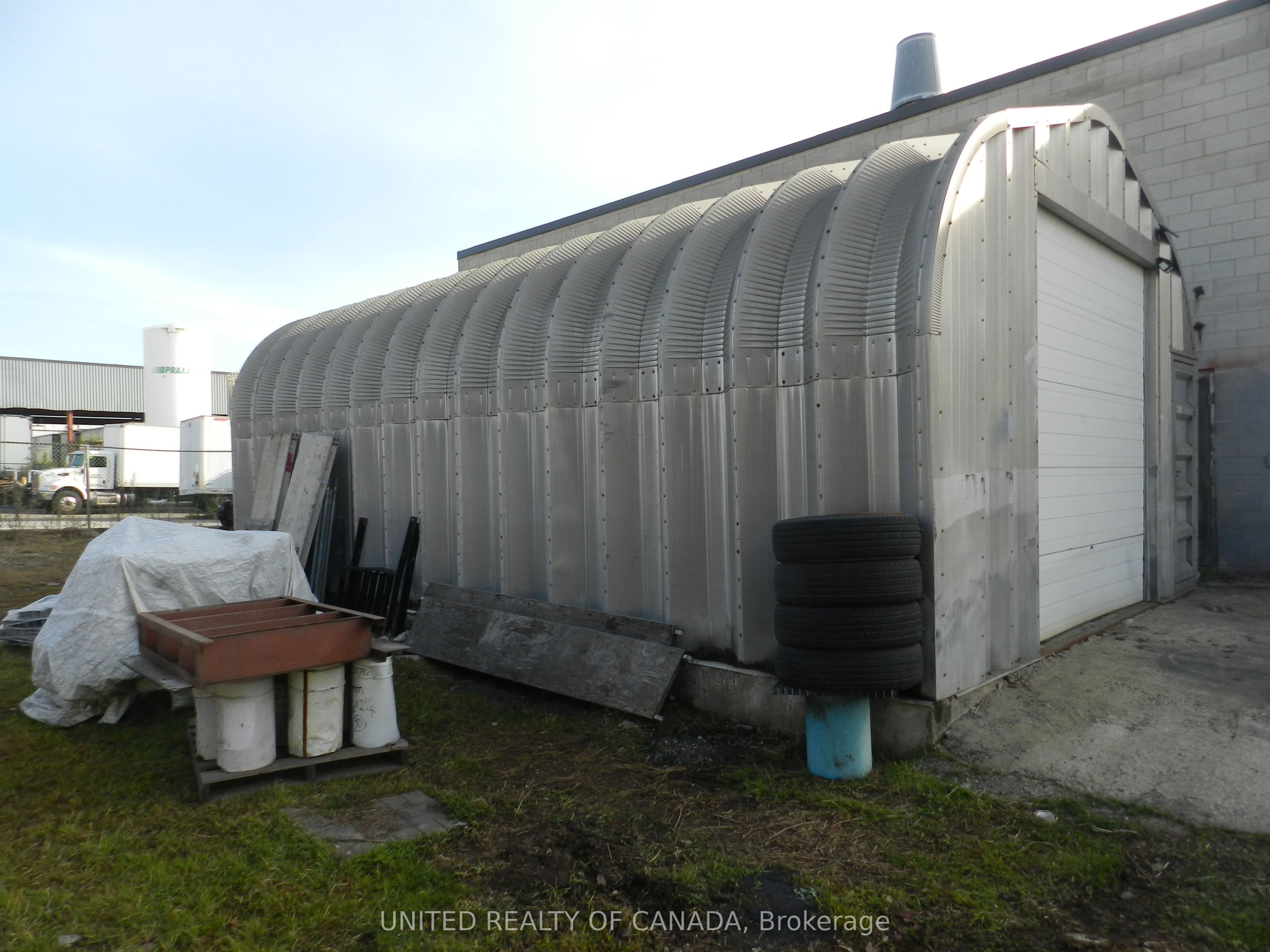 1807 Drew Road Property Photo 32