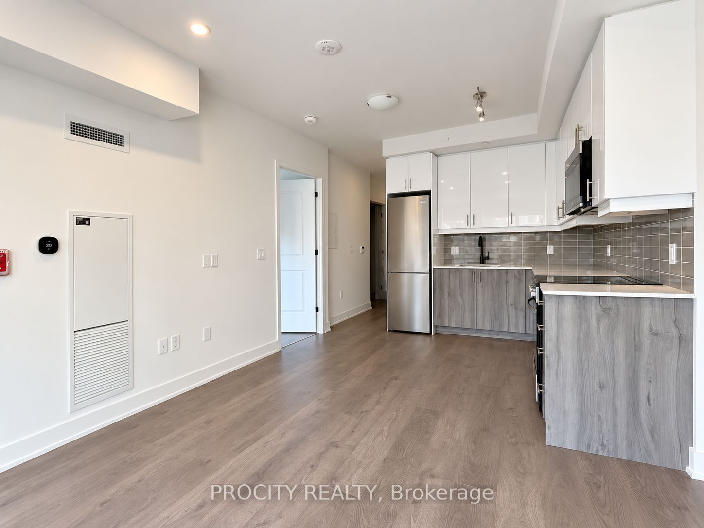 2343 Khalsa Gate 129 Property Photo 2