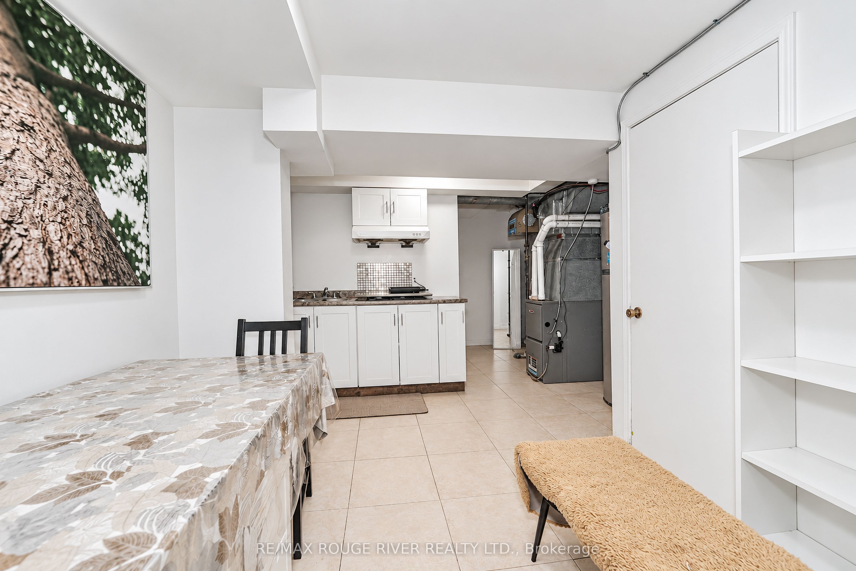 9 Gosford Boulevard 3 Property Photo 20