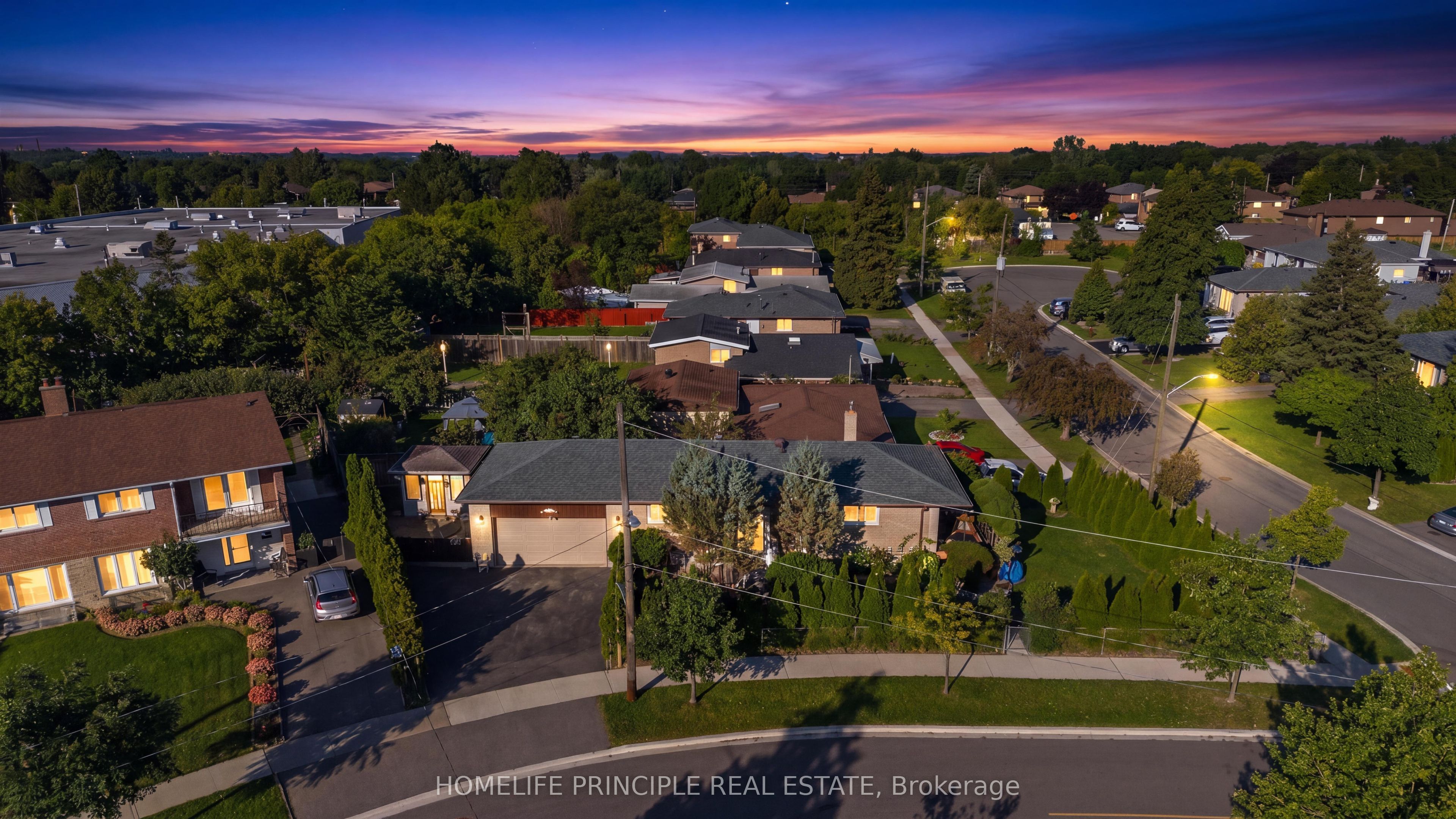 7 Checkers Court Property Photo 1
