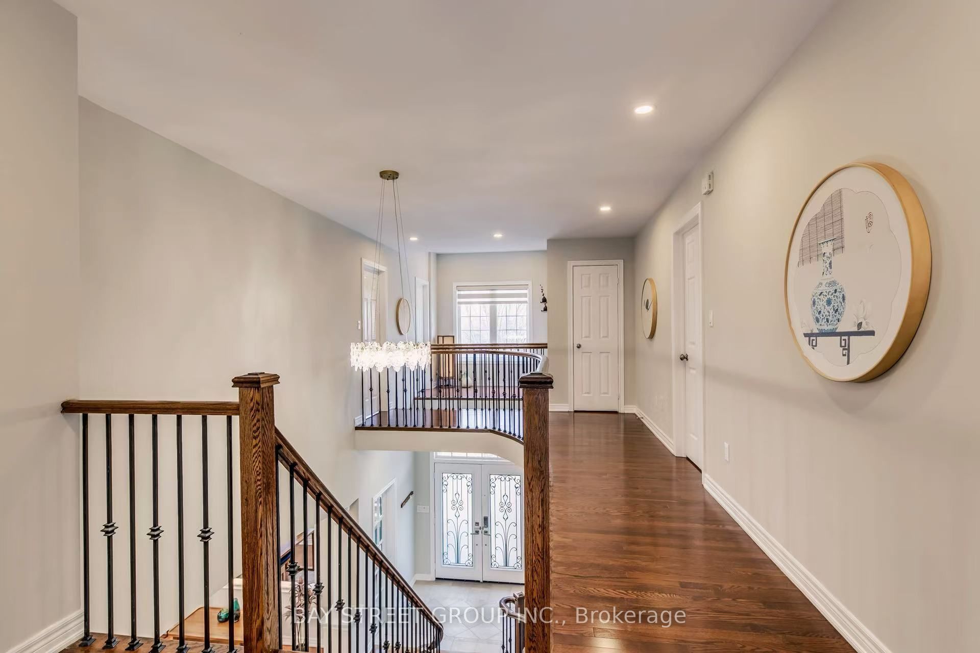 1087 Kestell Boulevard N Property Photo 22