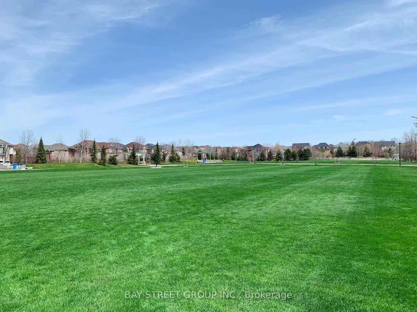 1087 Kestell Boulevard N Property Photo 41