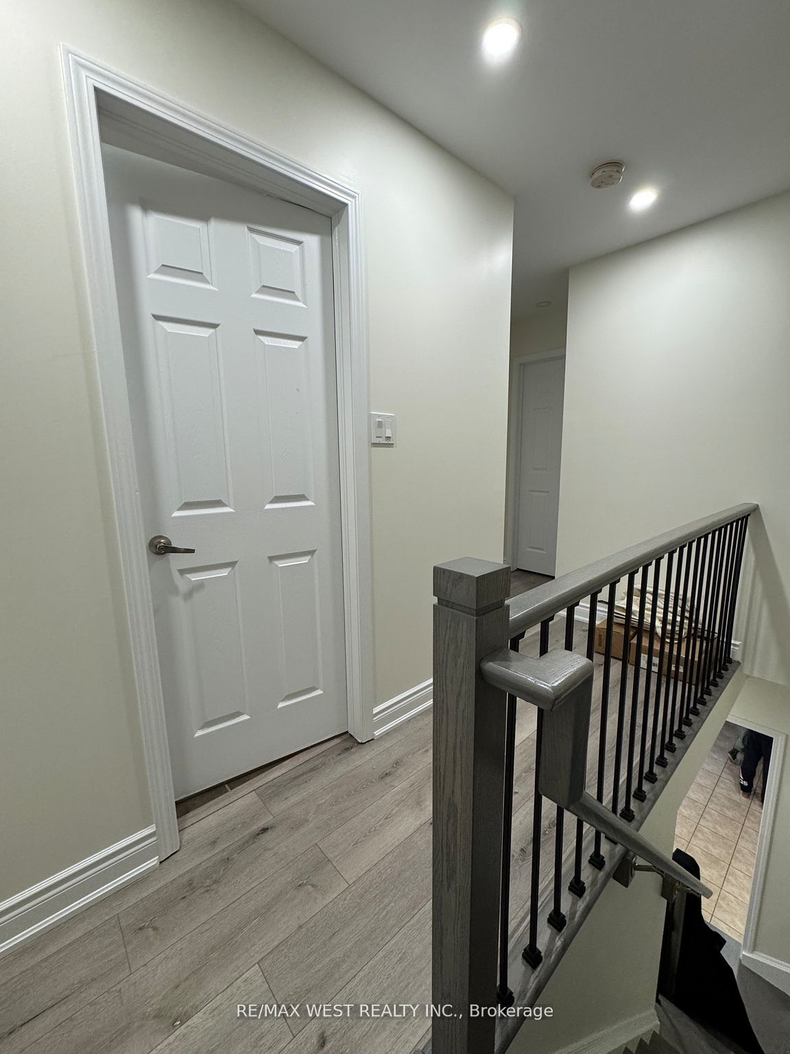 925 Burrows Gate Property Photo 10