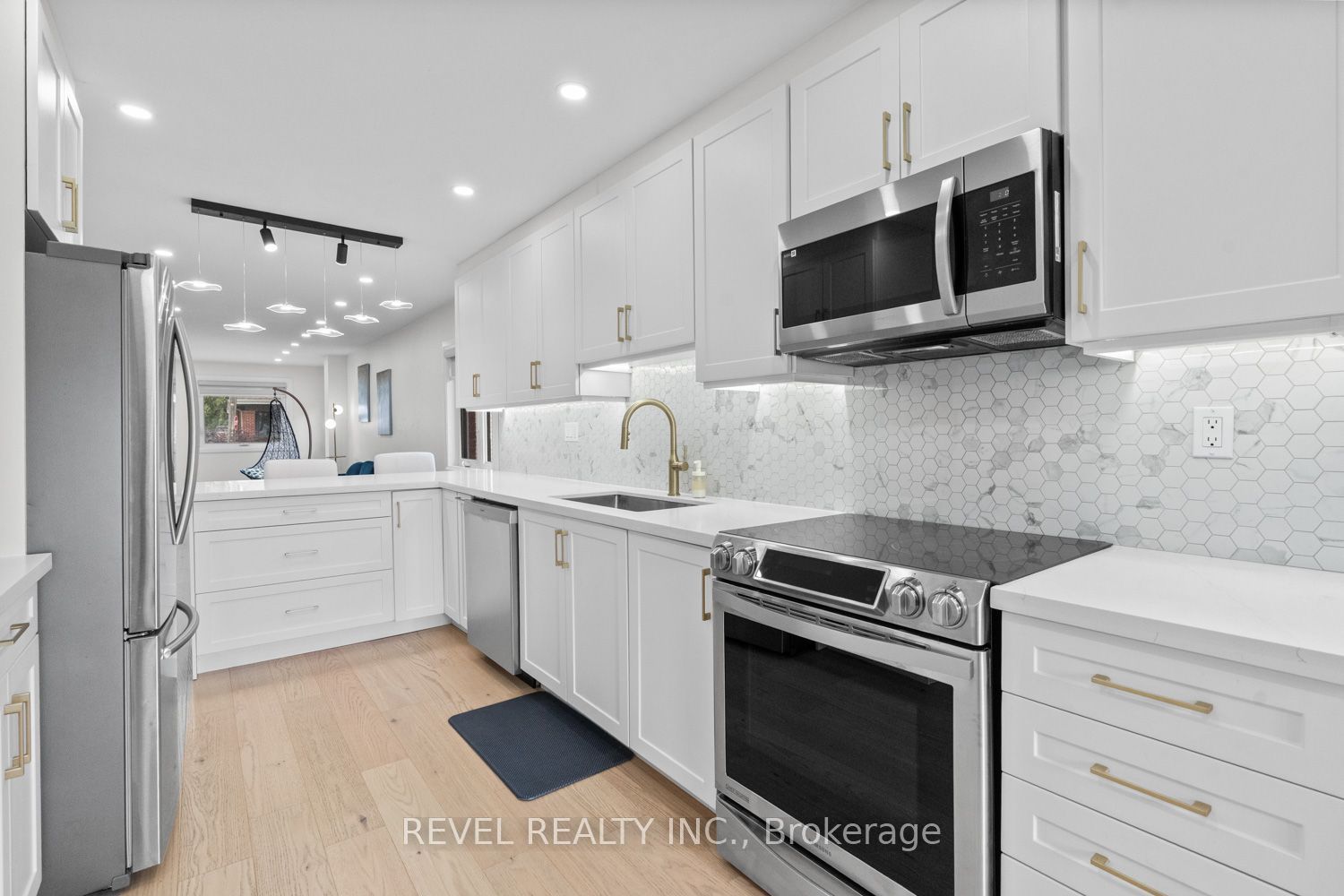 163 Northland Avenue Property Photo 1
