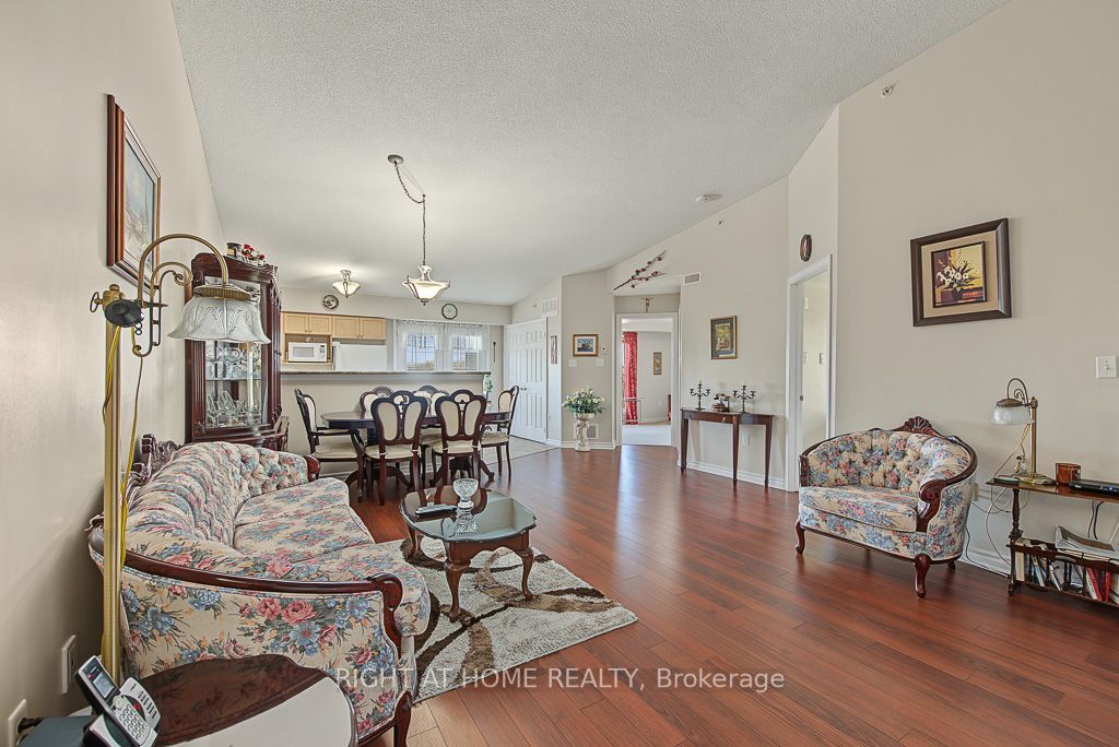 1487 Maple Avenue 401 Property Photo 7