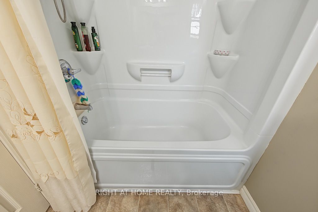 1487 Maple Avenue 401 Property Photo 23