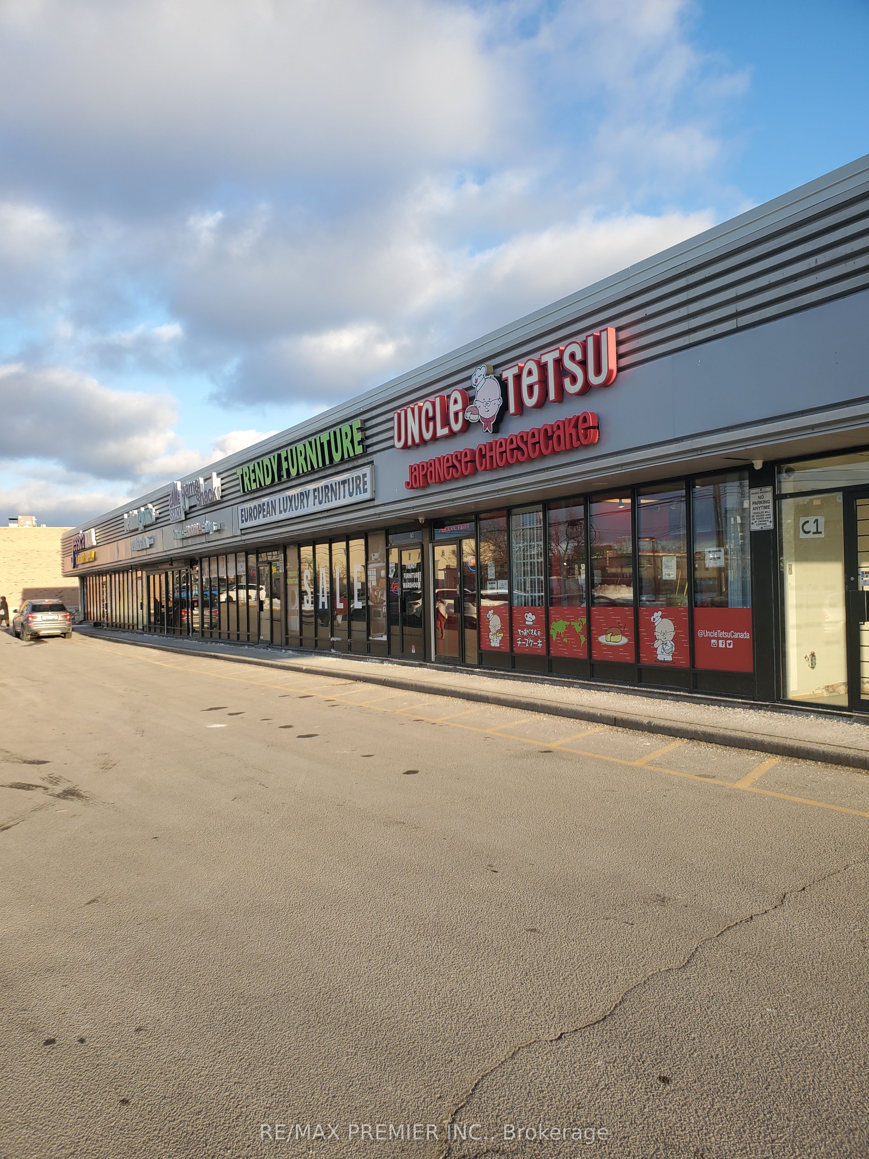 39 Orfus Road F Property Photo 8