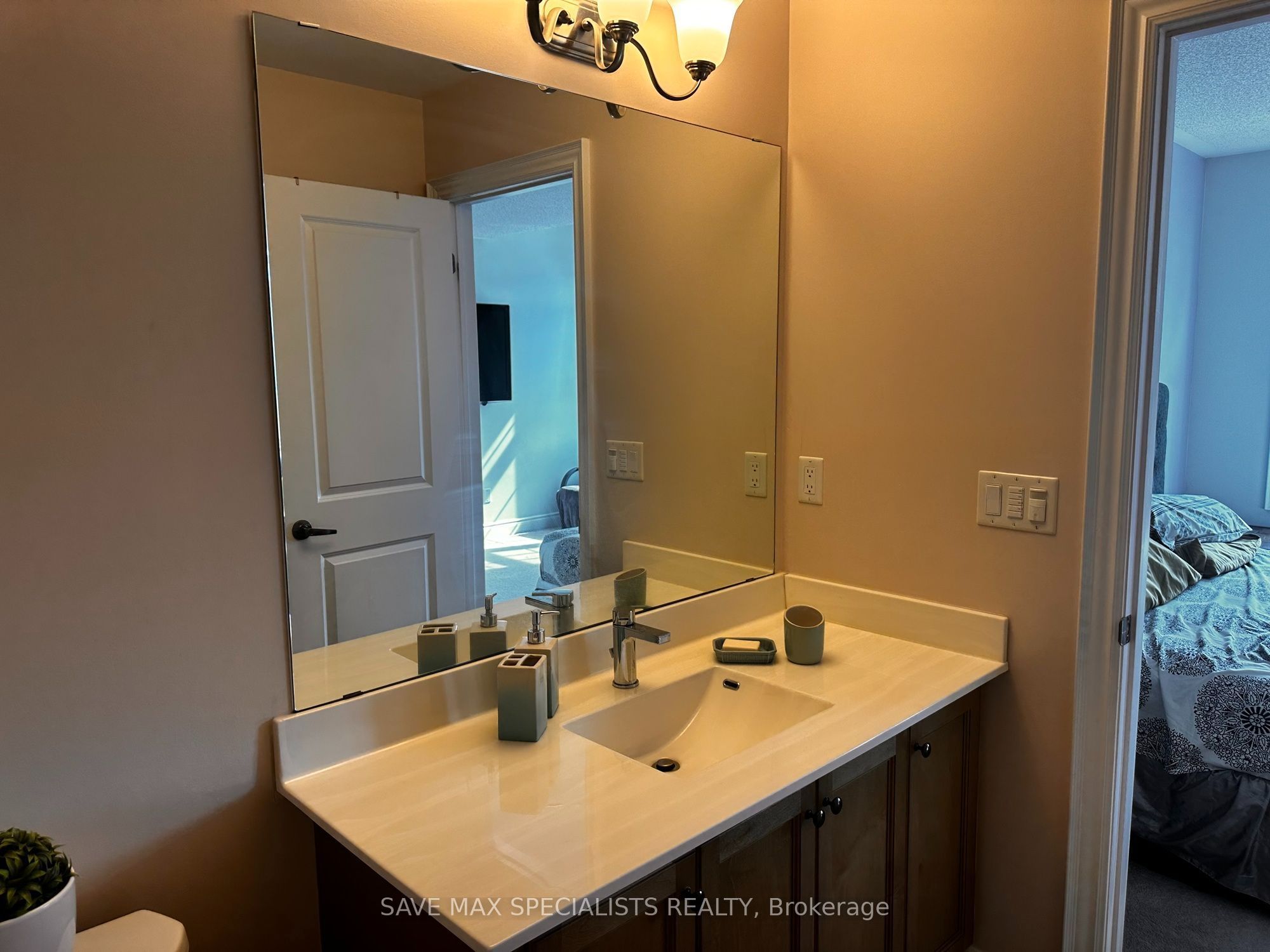 7538 Saint Barbara Boulevard Main Property Photo 29