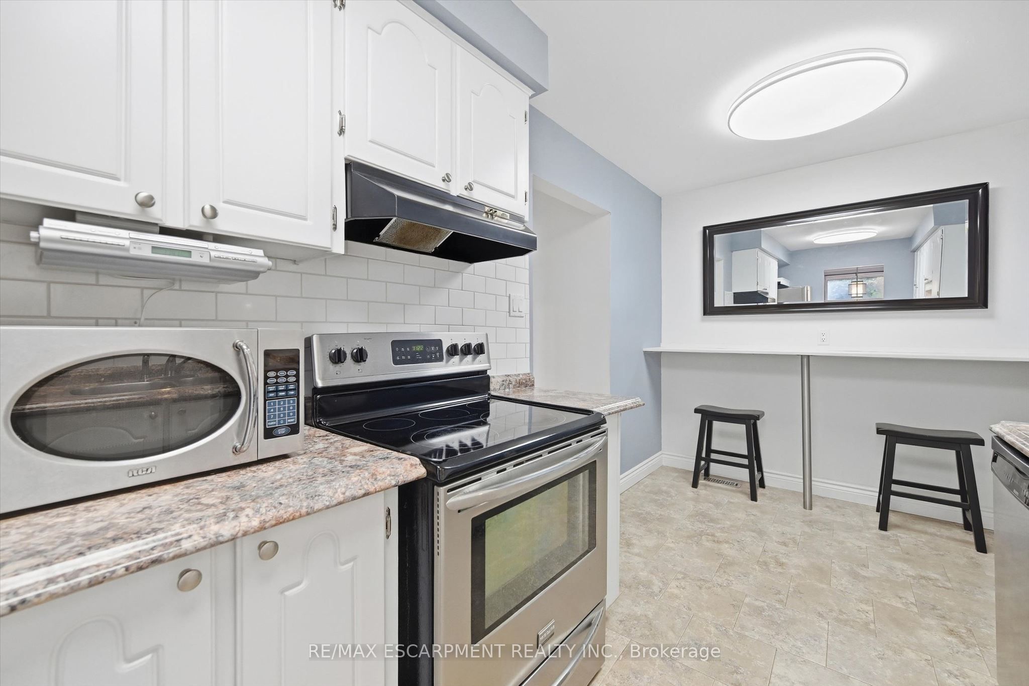 1548 Newlands Crescent 14 Property Photo 13