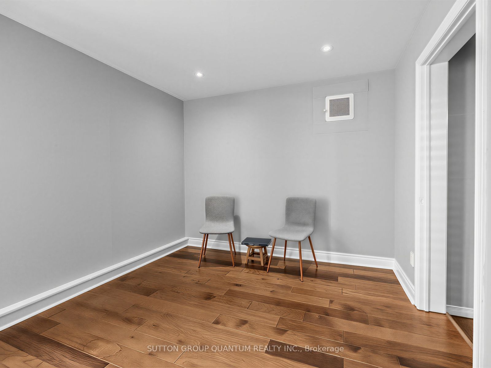 236 Randall Street Property Photo 27