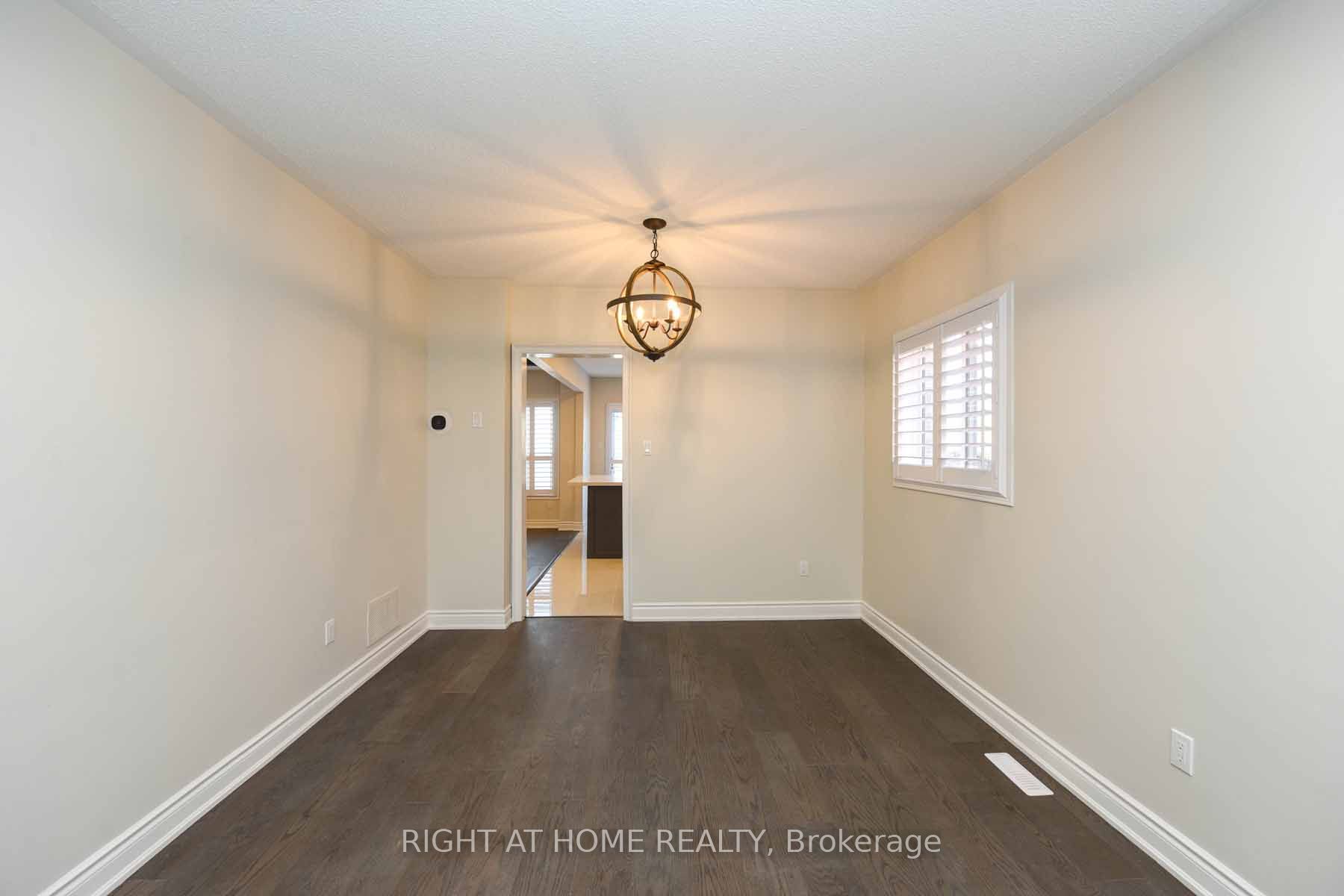 903 Blyleven Boulevard Property Photo 8